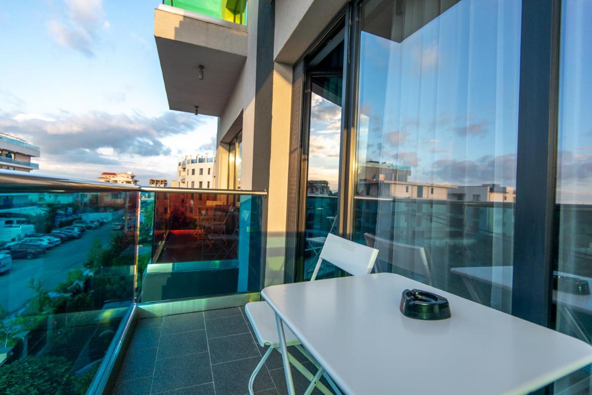 Romantic - Deluxe Double Room with Balcony photo 3