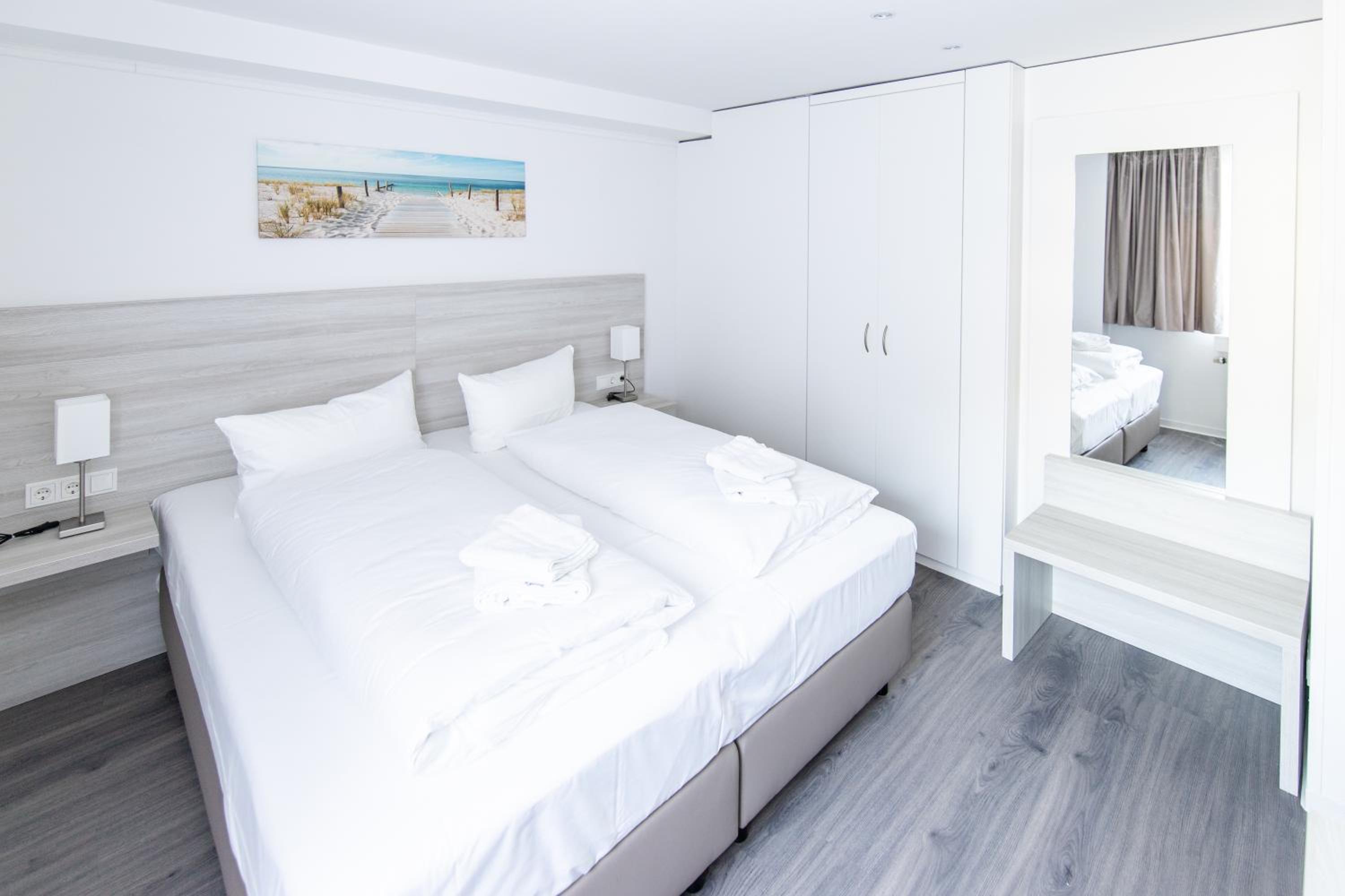Standard Double Room - Photo 2