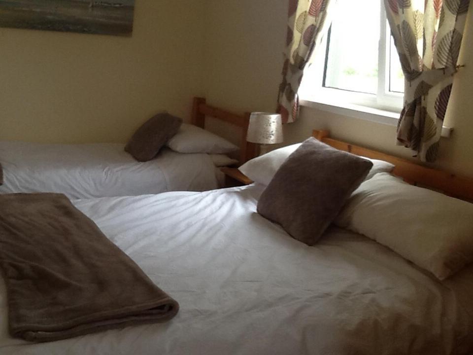 Basic Triple Room photo 2