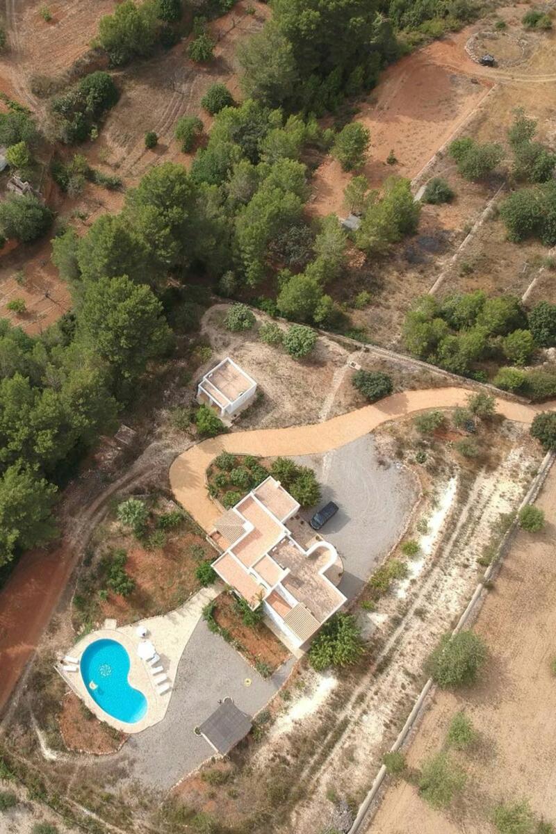 Villa with Private Pool photo 3