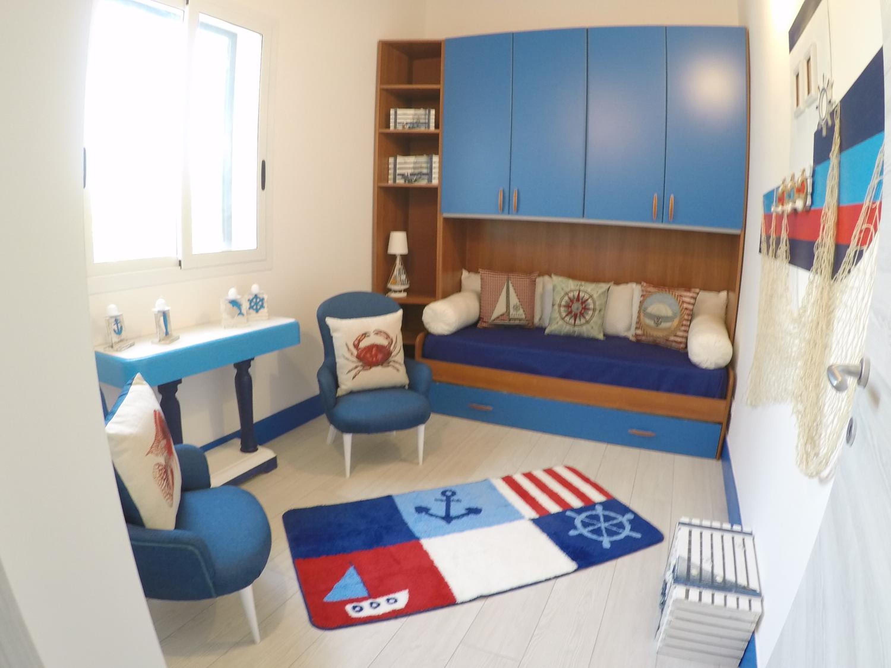 Two-Bedroom House photo 2