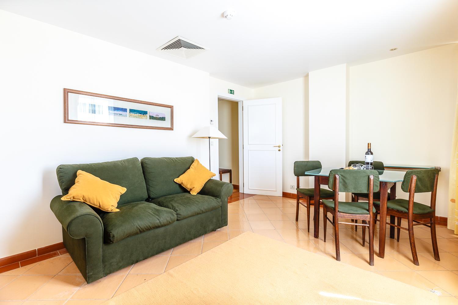 Family Room - Photo 3
