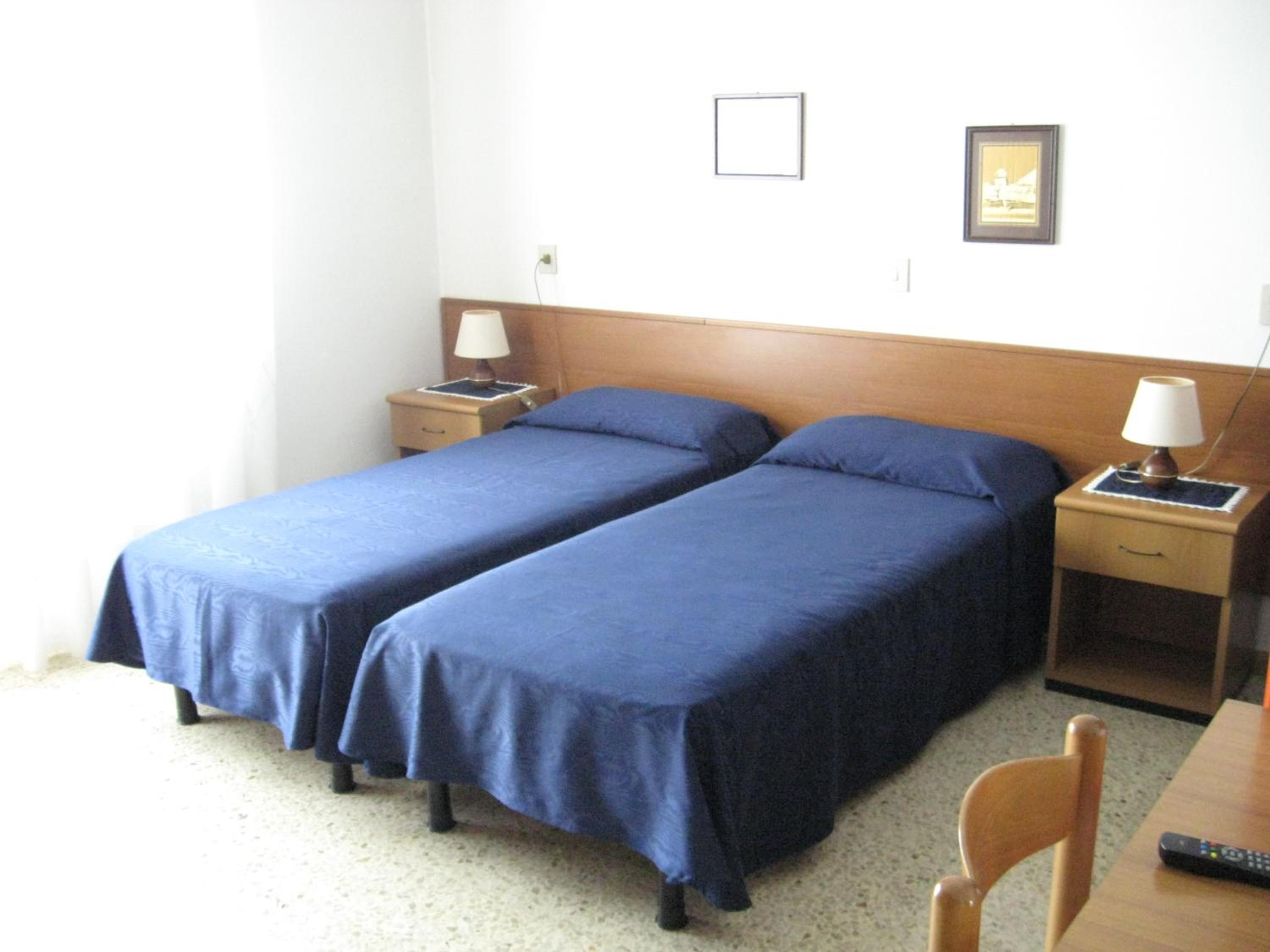 Economy Double or Twin Room photo 2