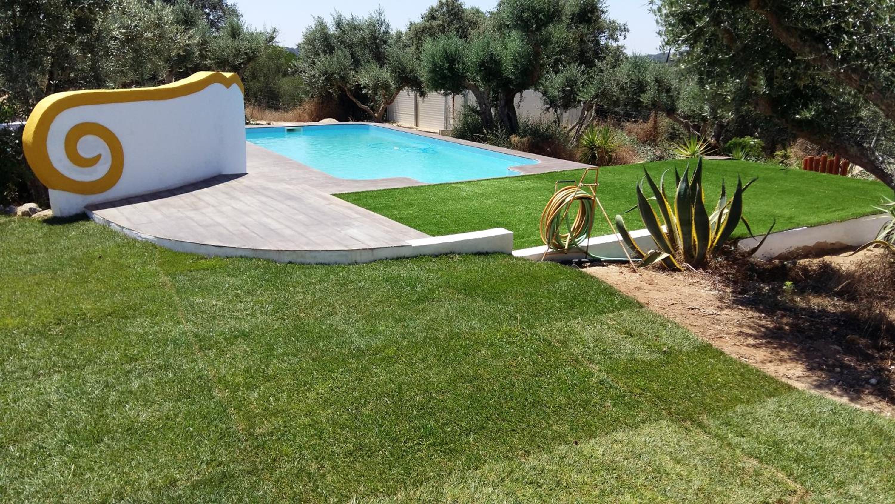 Double Room with Pool View - Photo 4