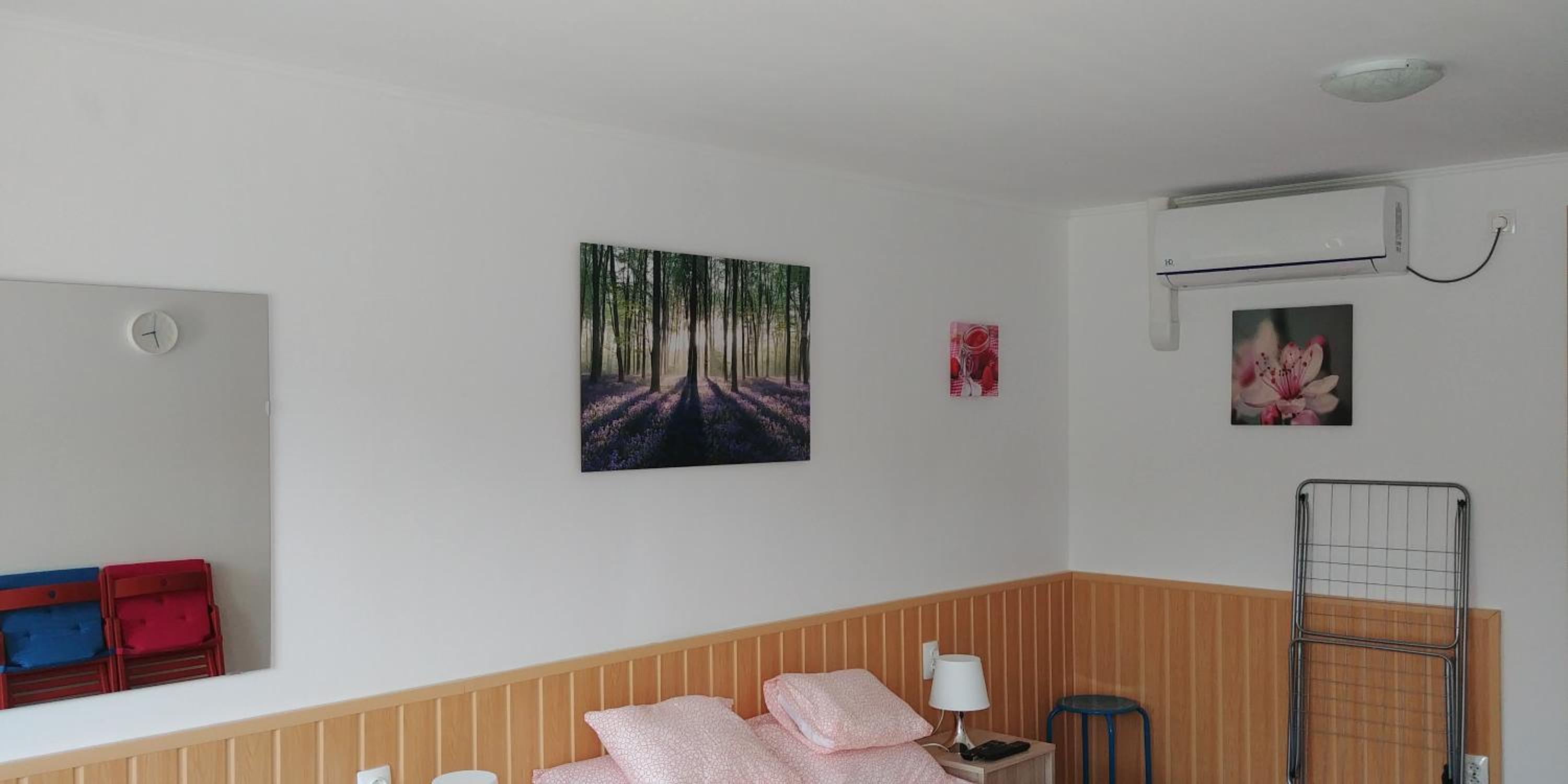 Studio Apartment photo 1