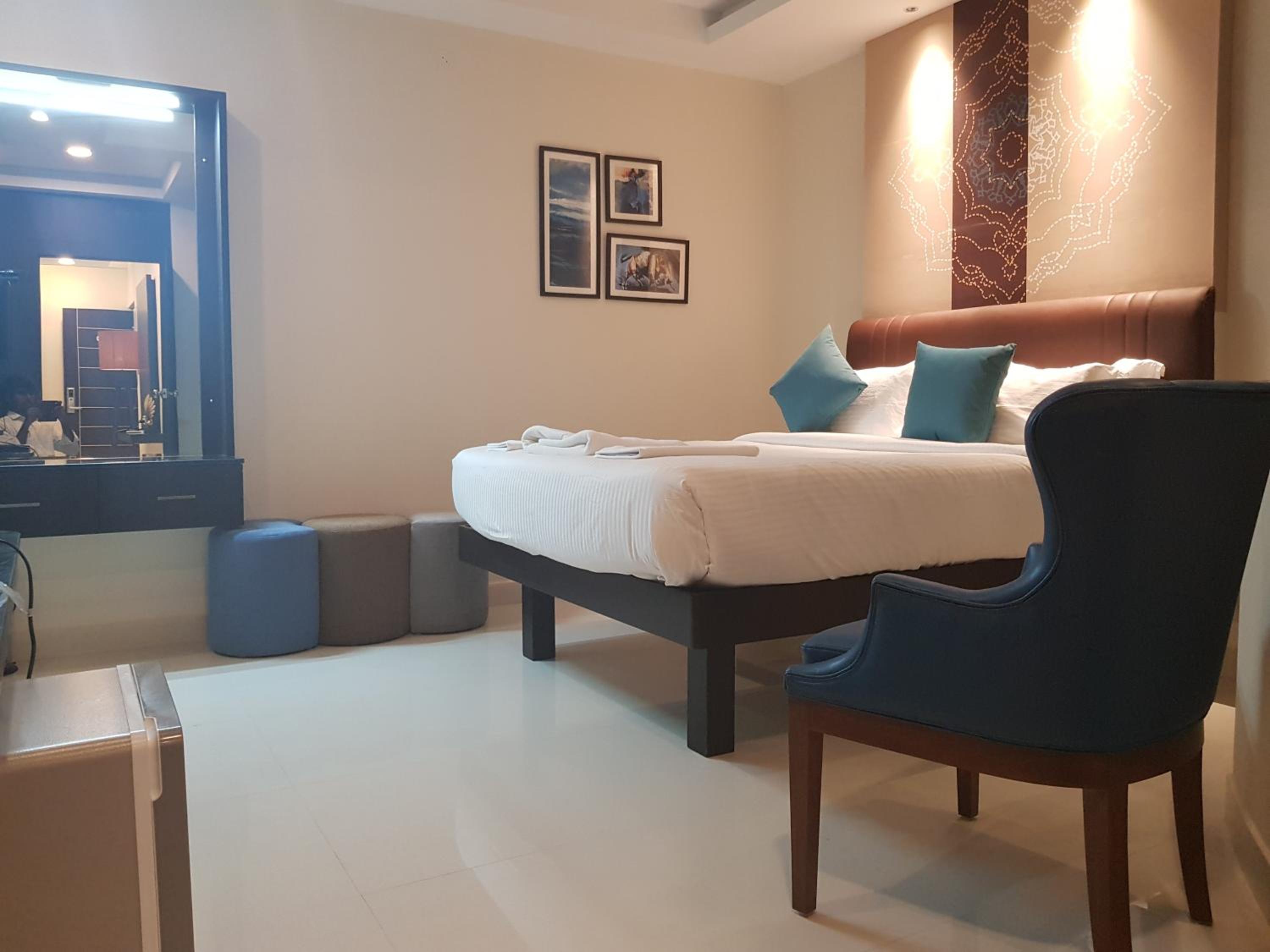 Deluxe Room - Photo 1