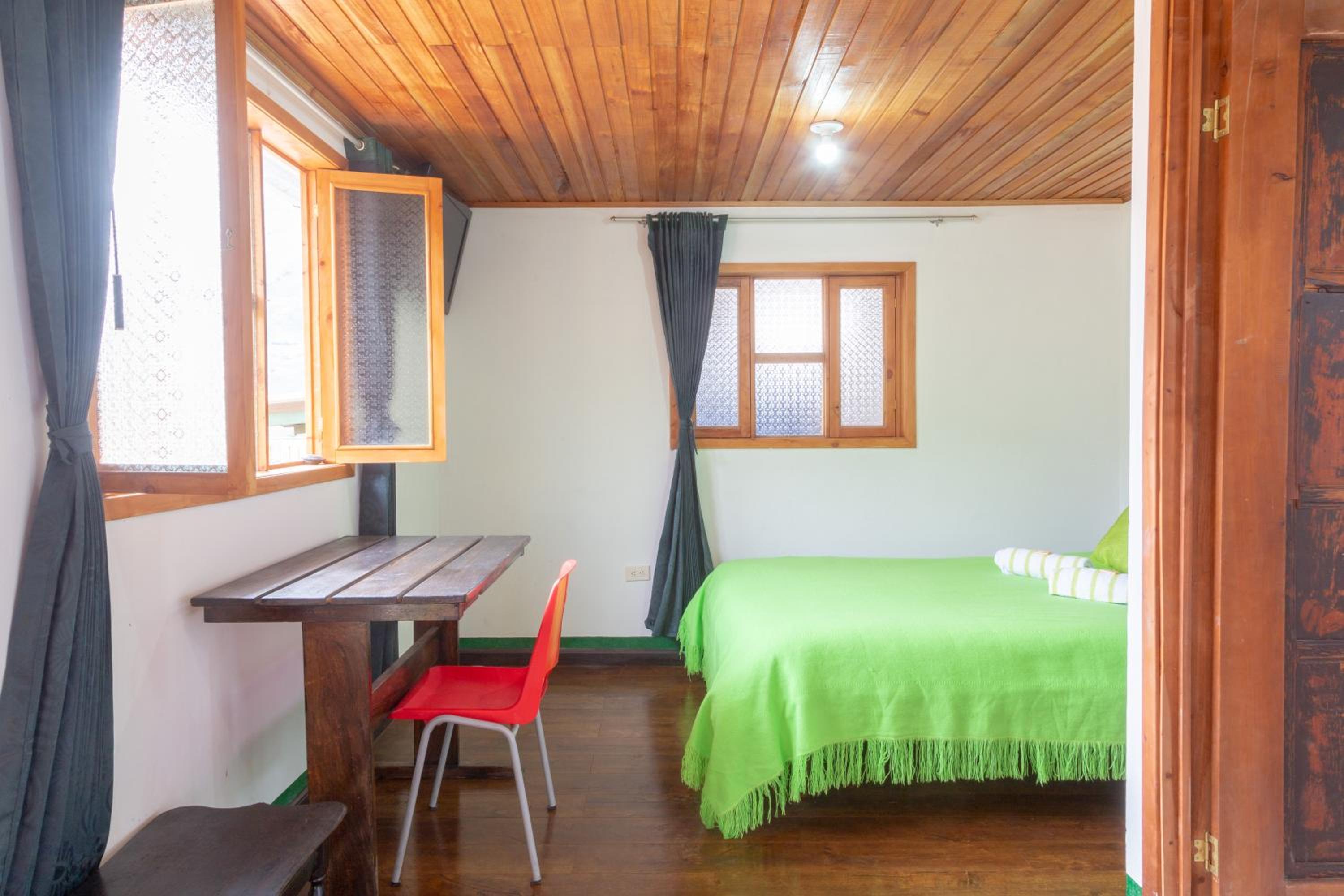 Double Room with Private Bathroom photo 2