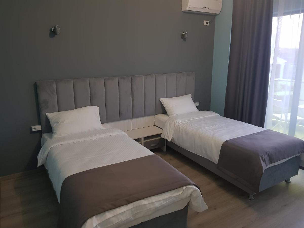 Standard Twin Room photo 2