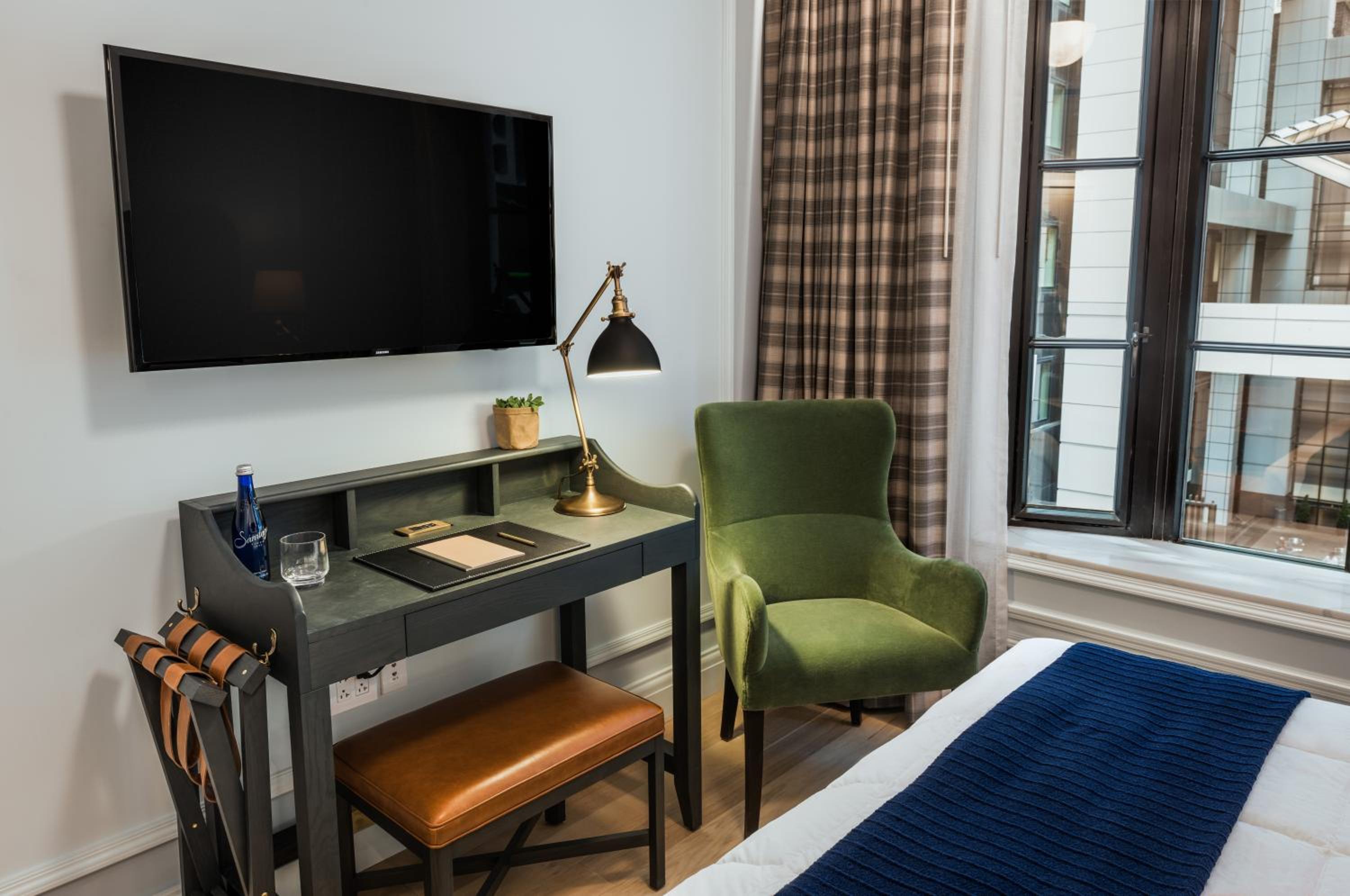 Premium King Room