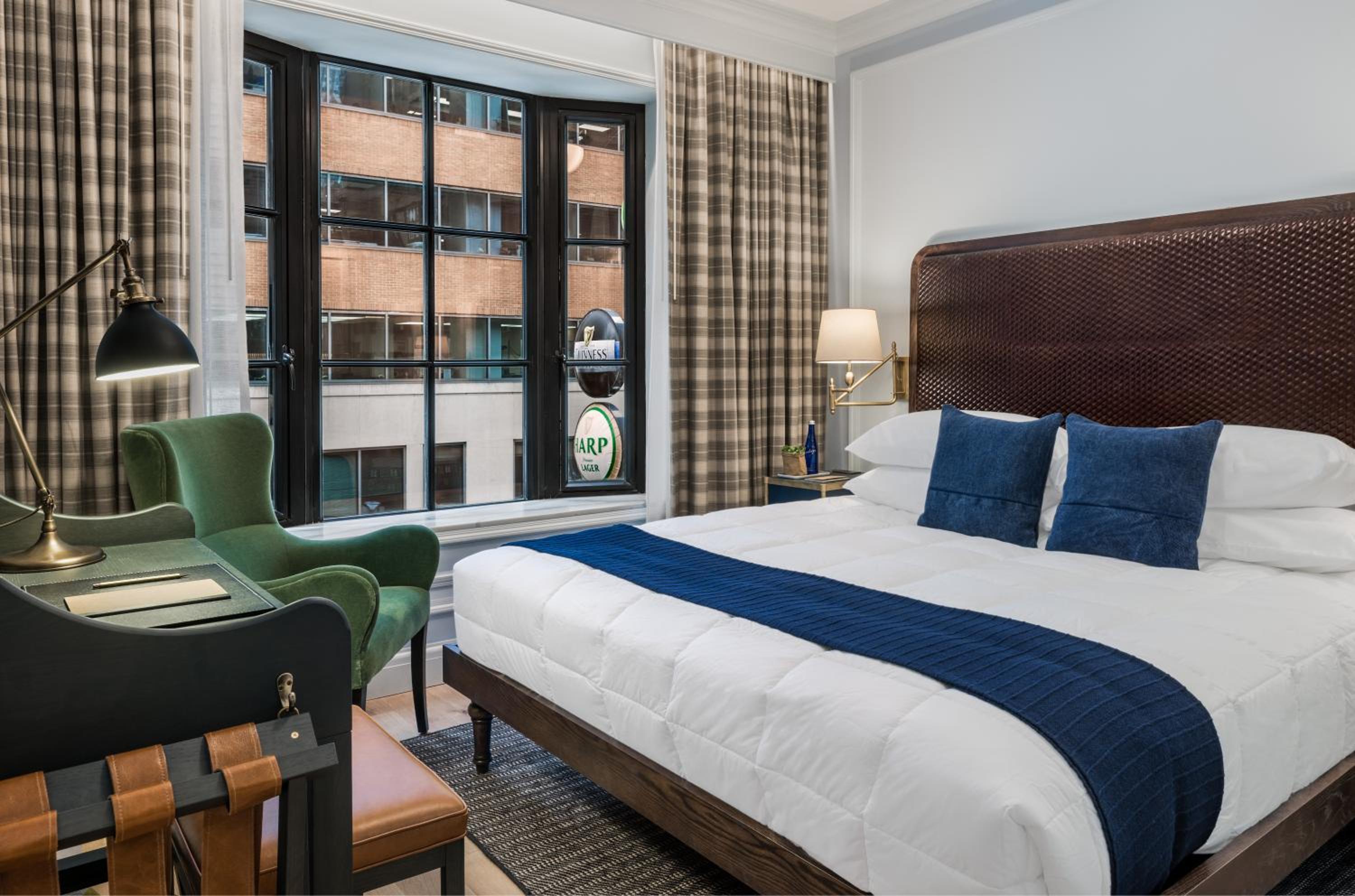 Premium King Room
