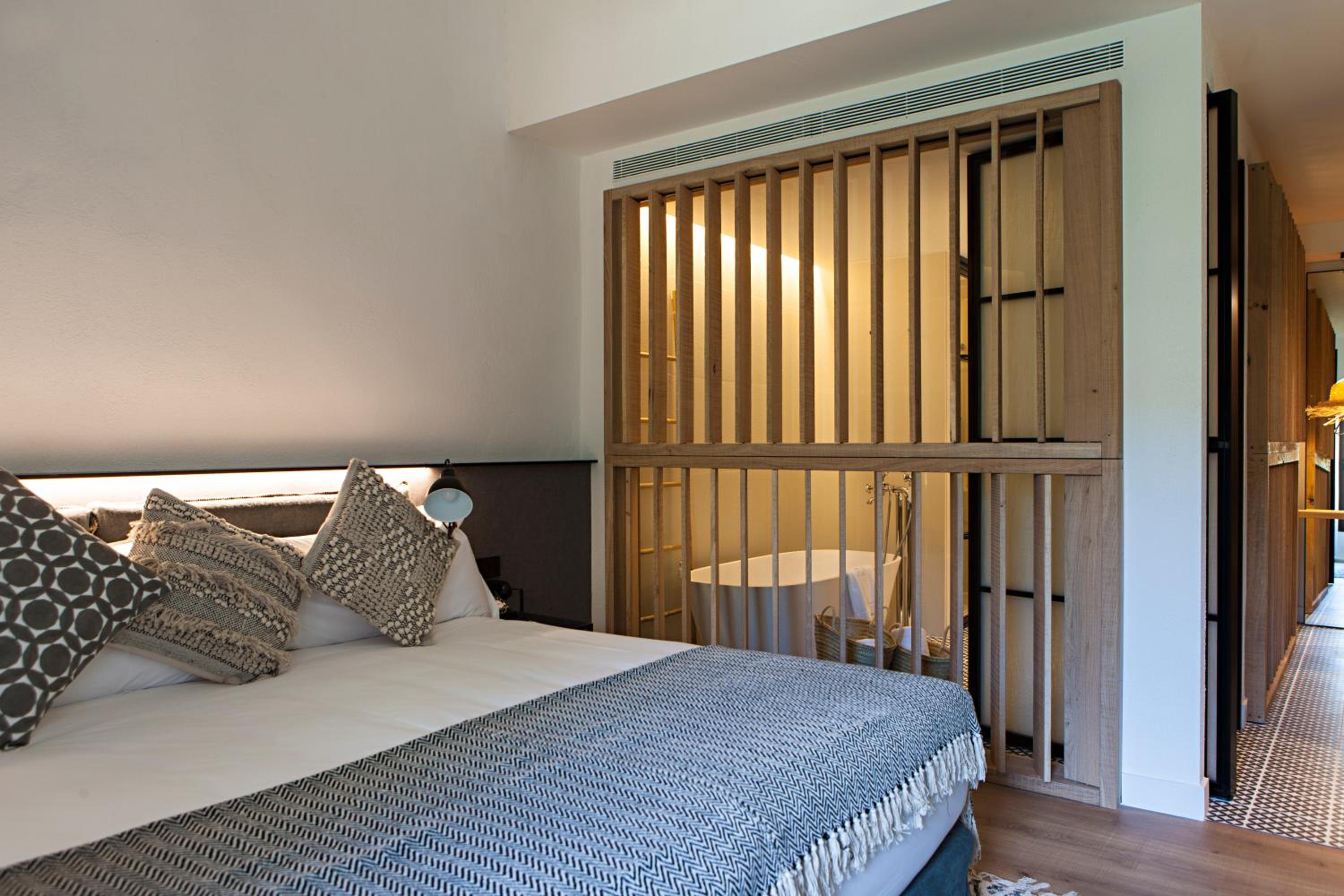 Superior Double or Twin Room photo 2