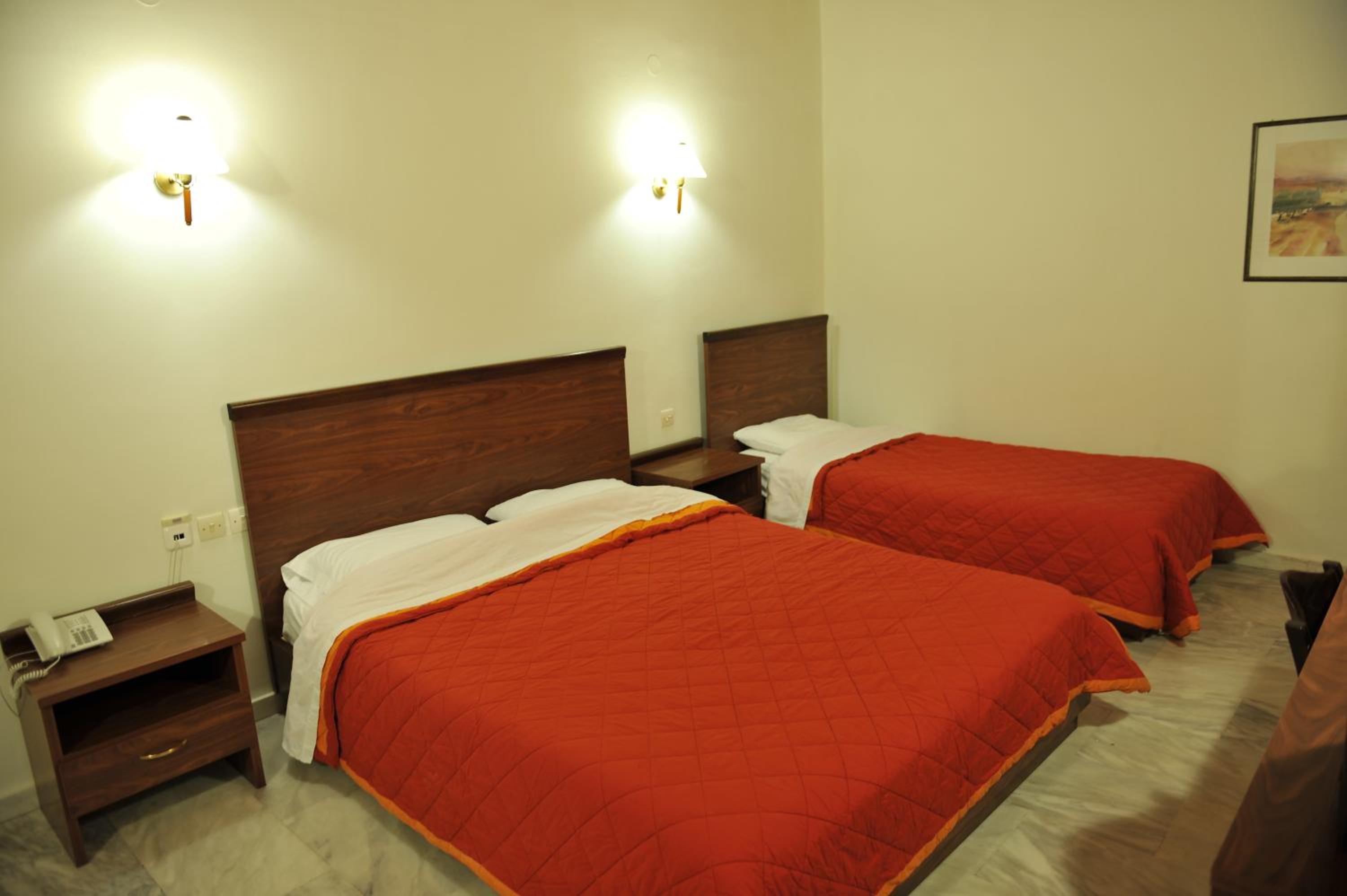 Triple Room photo 3