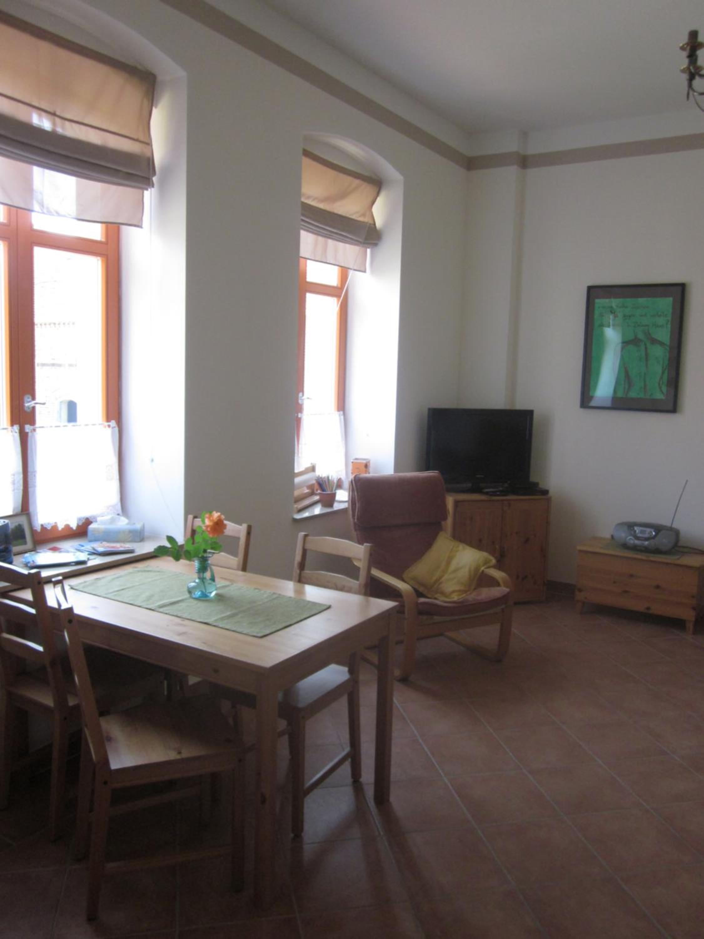 Apartment photo 2
