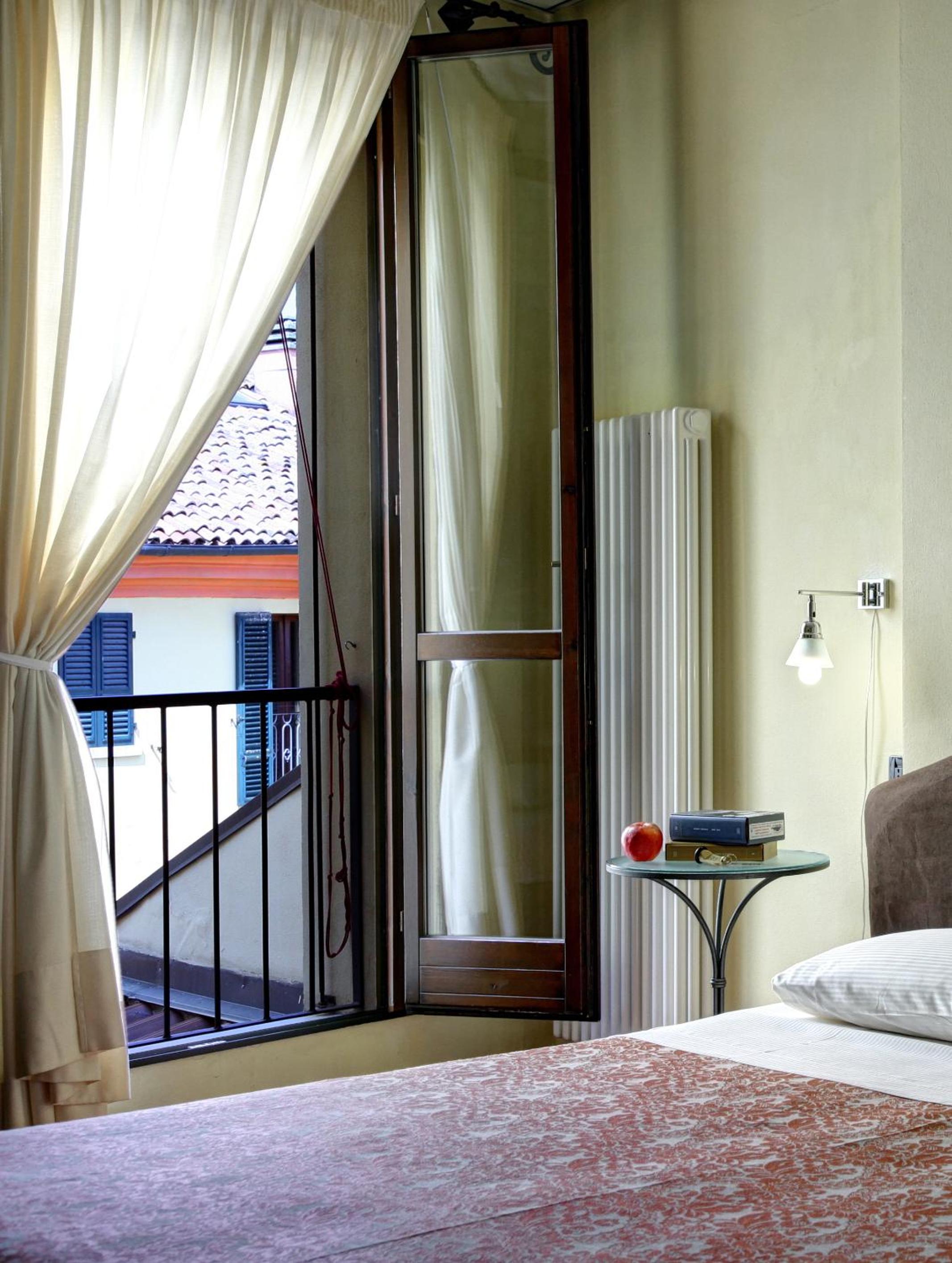 Double or Twin Room - Photo 11