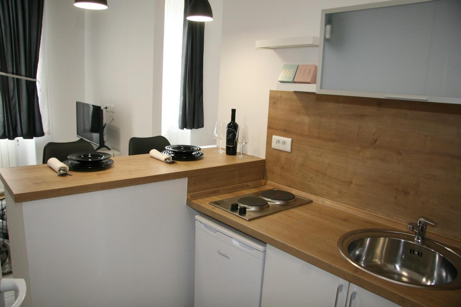 One-Bedroom Apartment - Photo 27