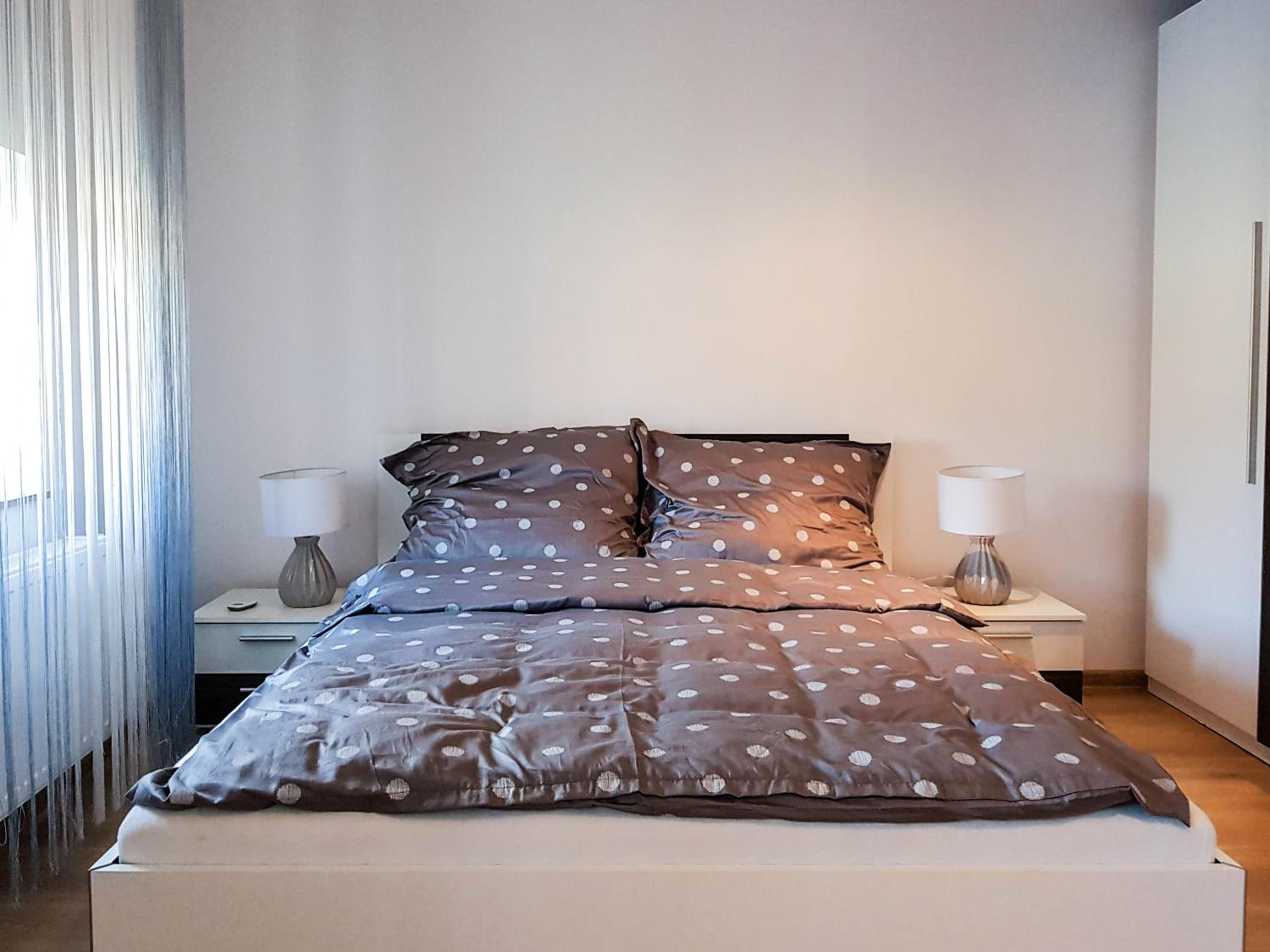 Small One Bedroom Apartment  - Photo 19
