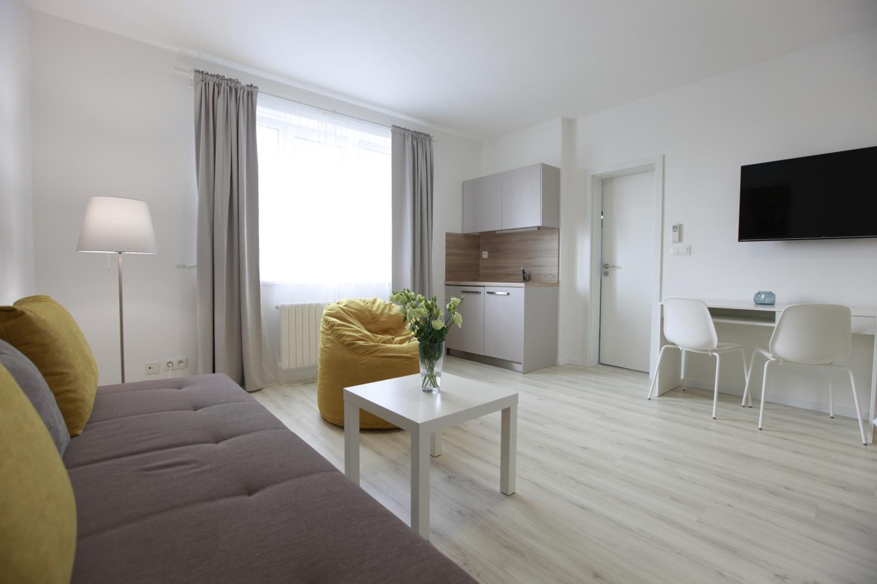 Superior Apartment photo 2