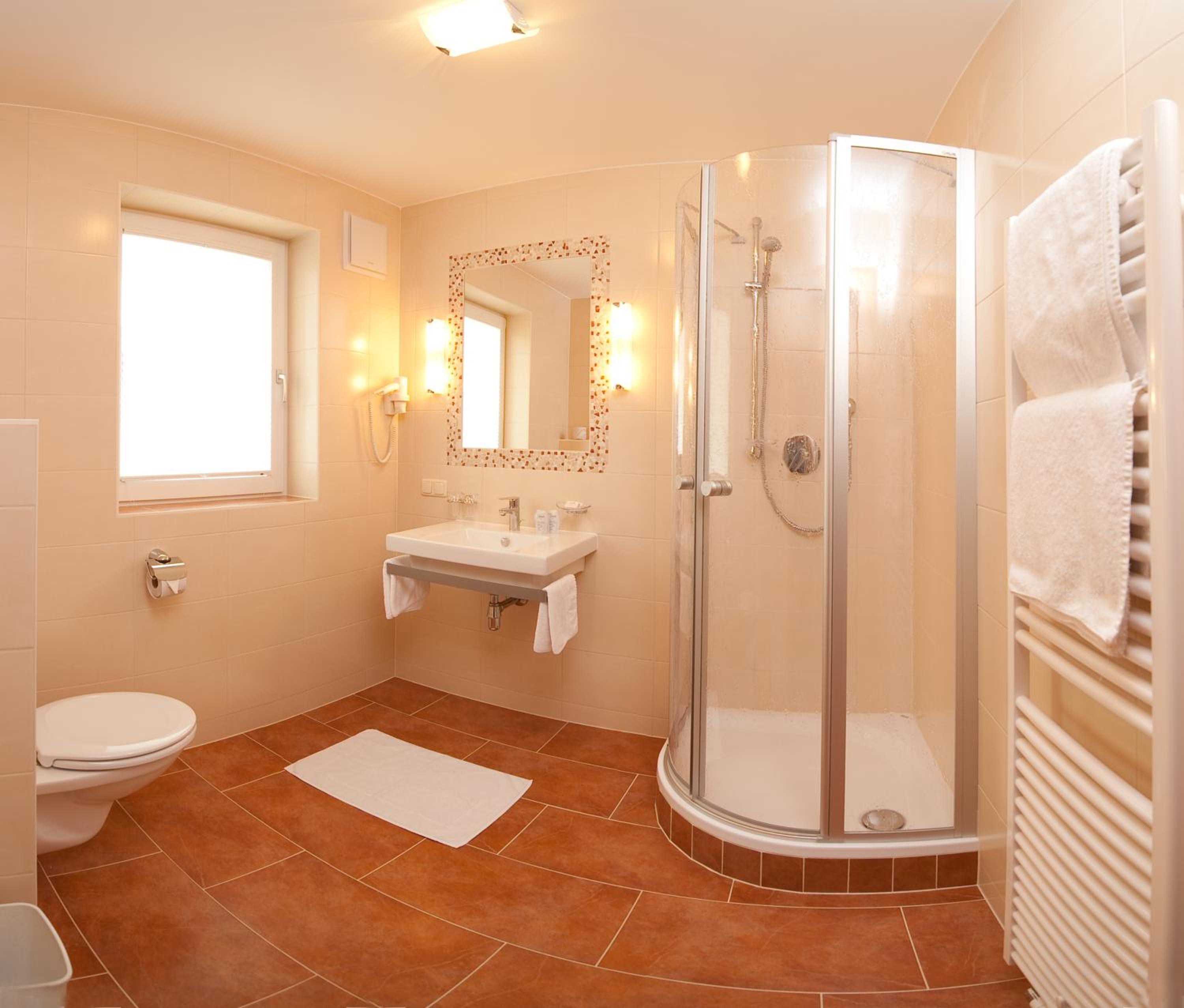 Deluxe Double Room with Balcony photo 2
