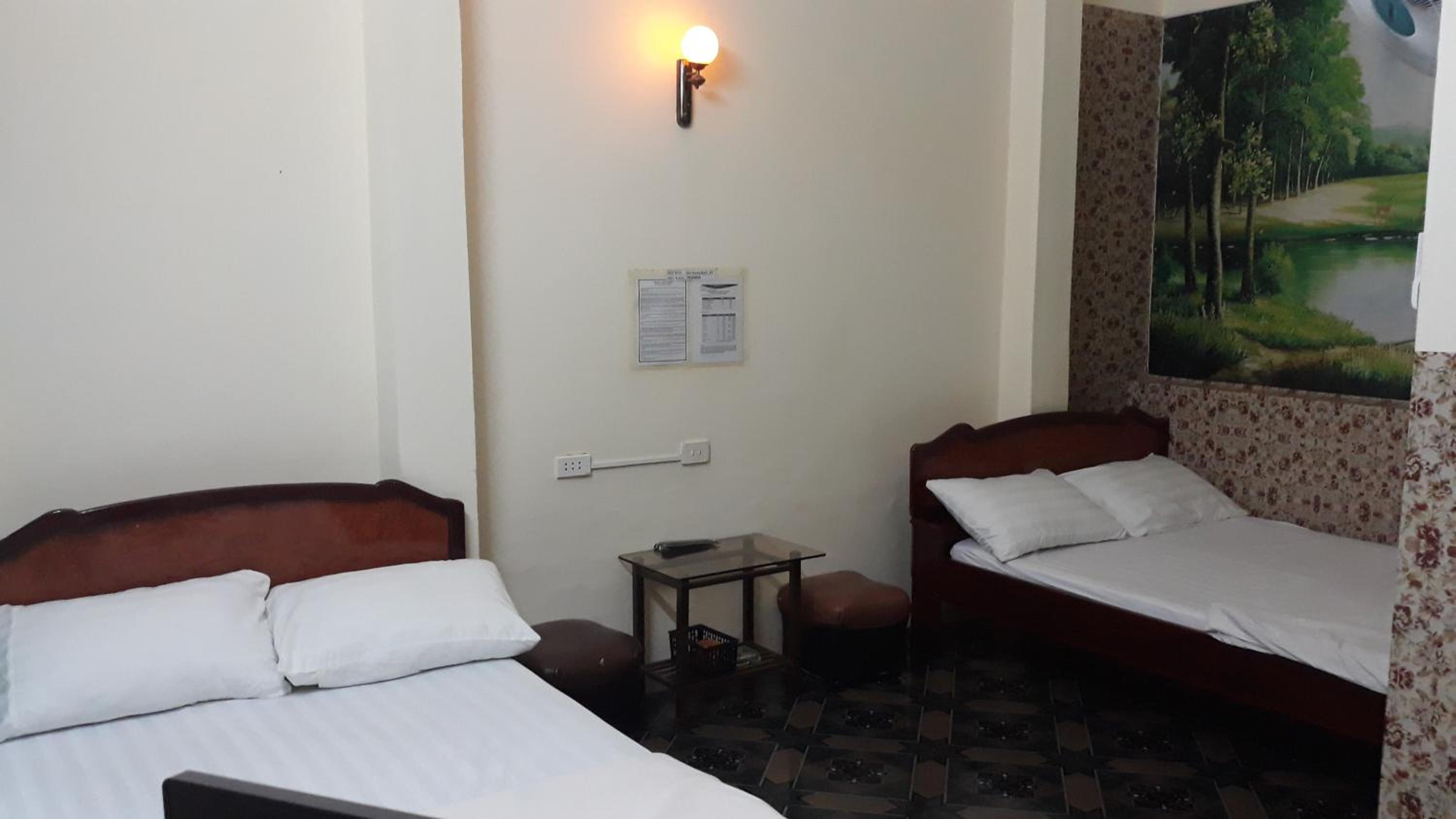 Quadruple Room with Private Bathroom