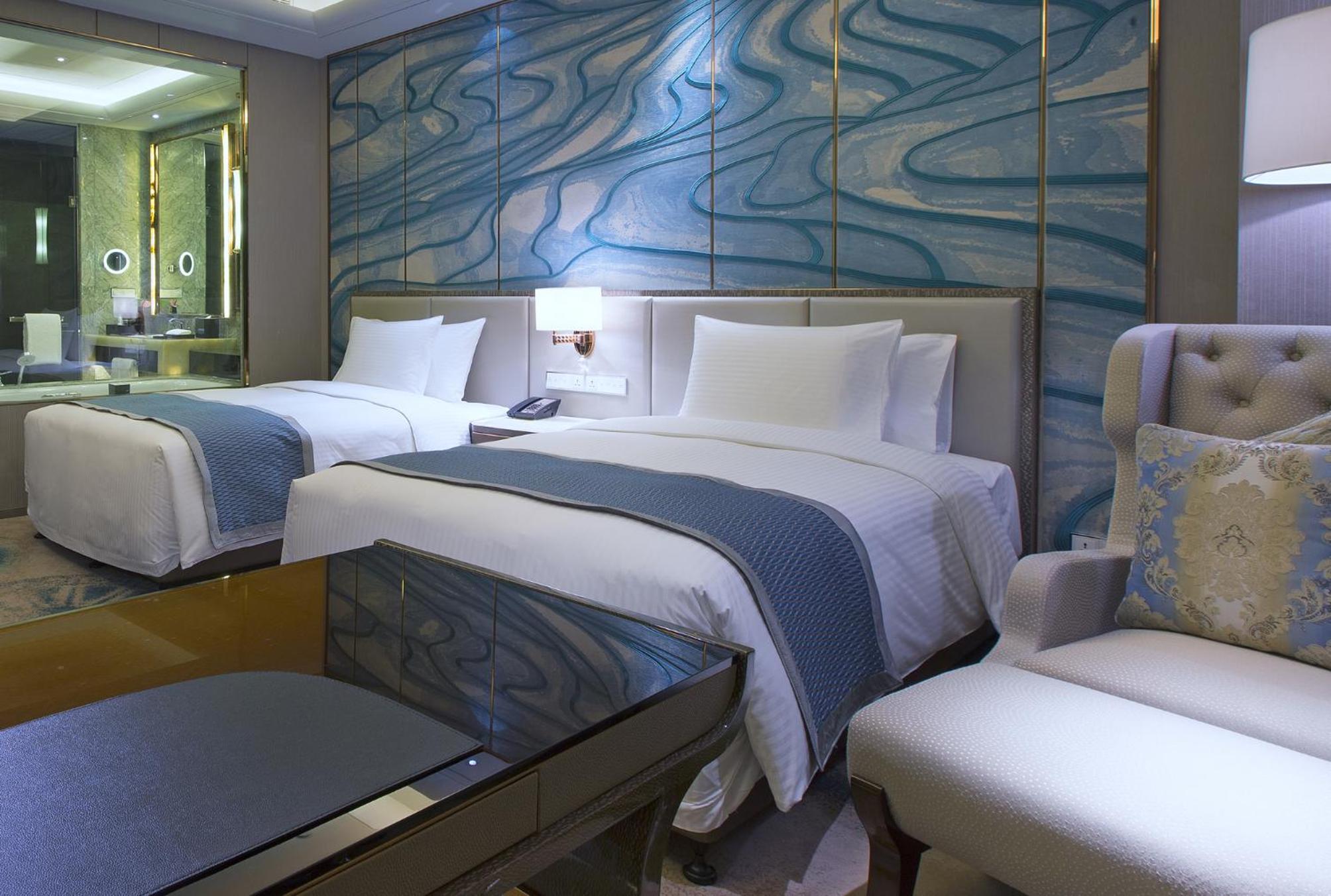 Deluxe Twin Room photo 2