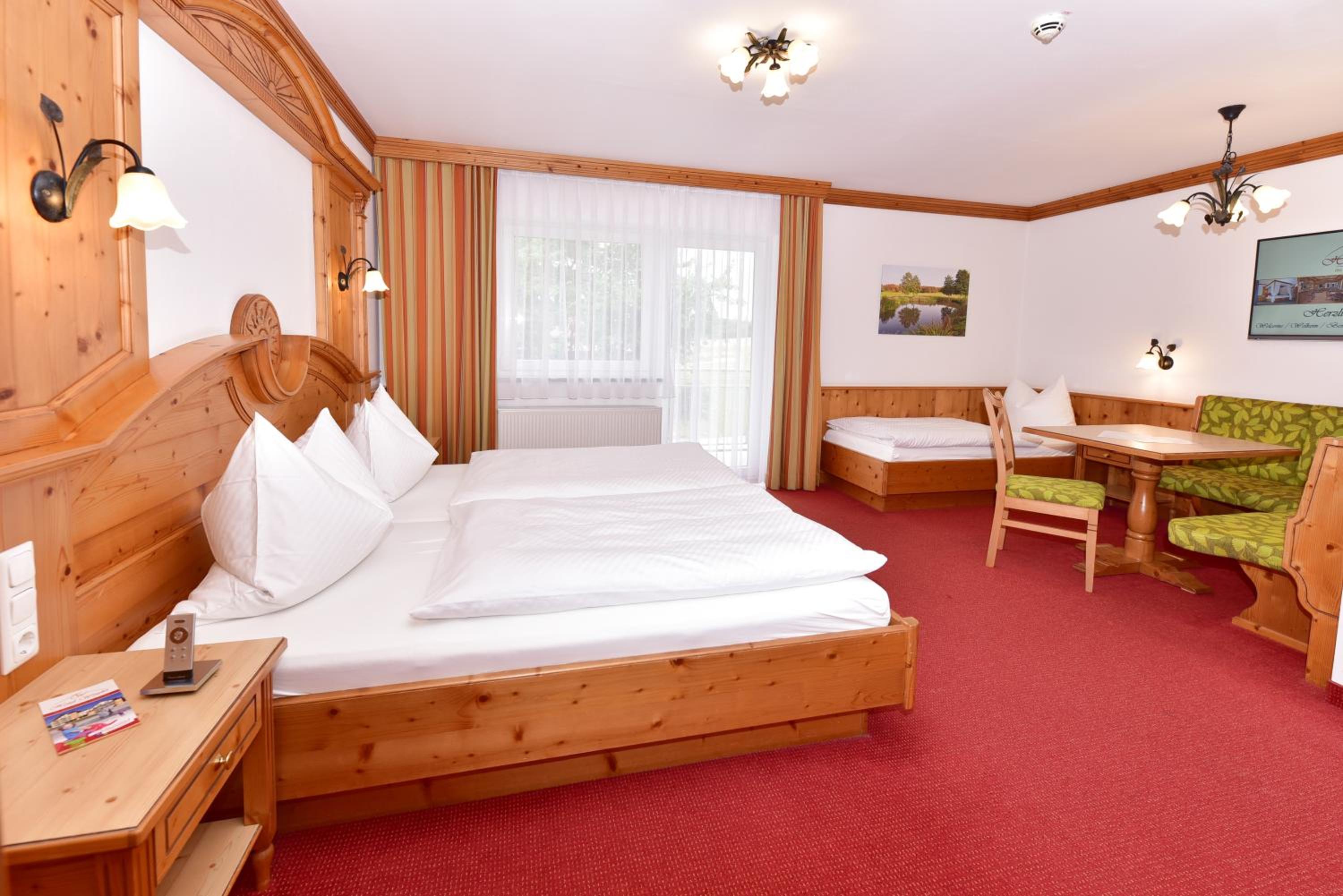 Triple Room - Photo 1