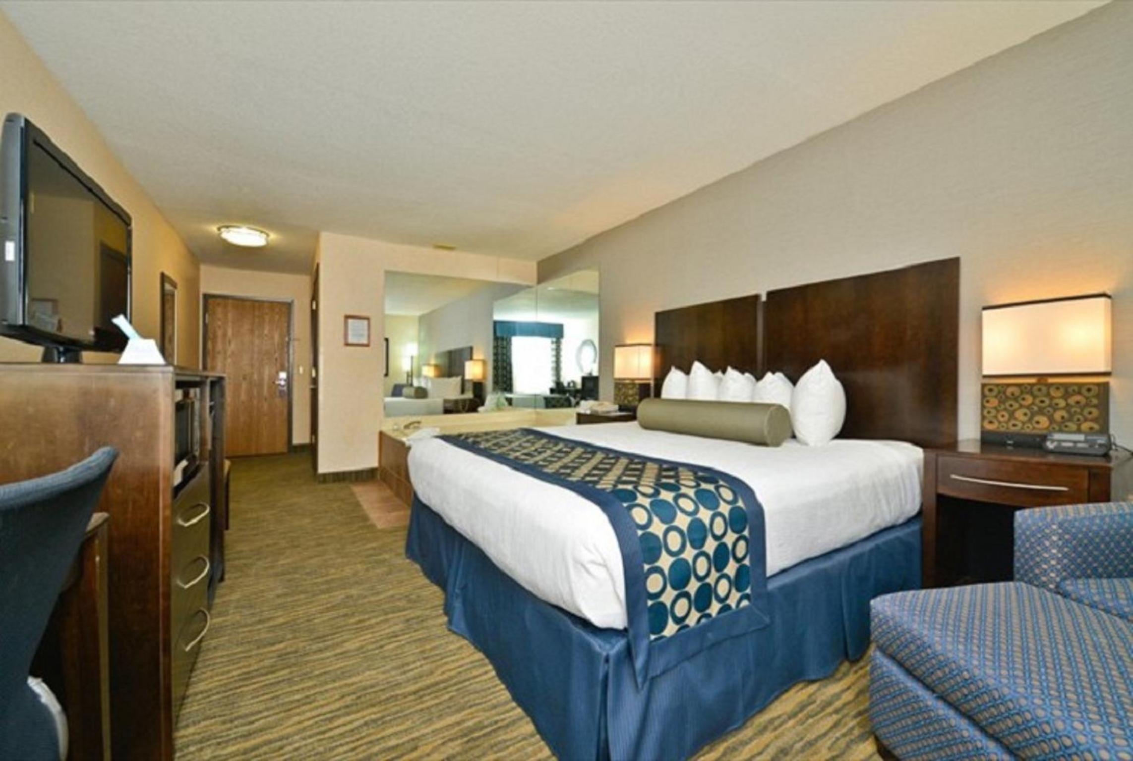 King Room With Spa Bath - Non-Smoking - Photo 3