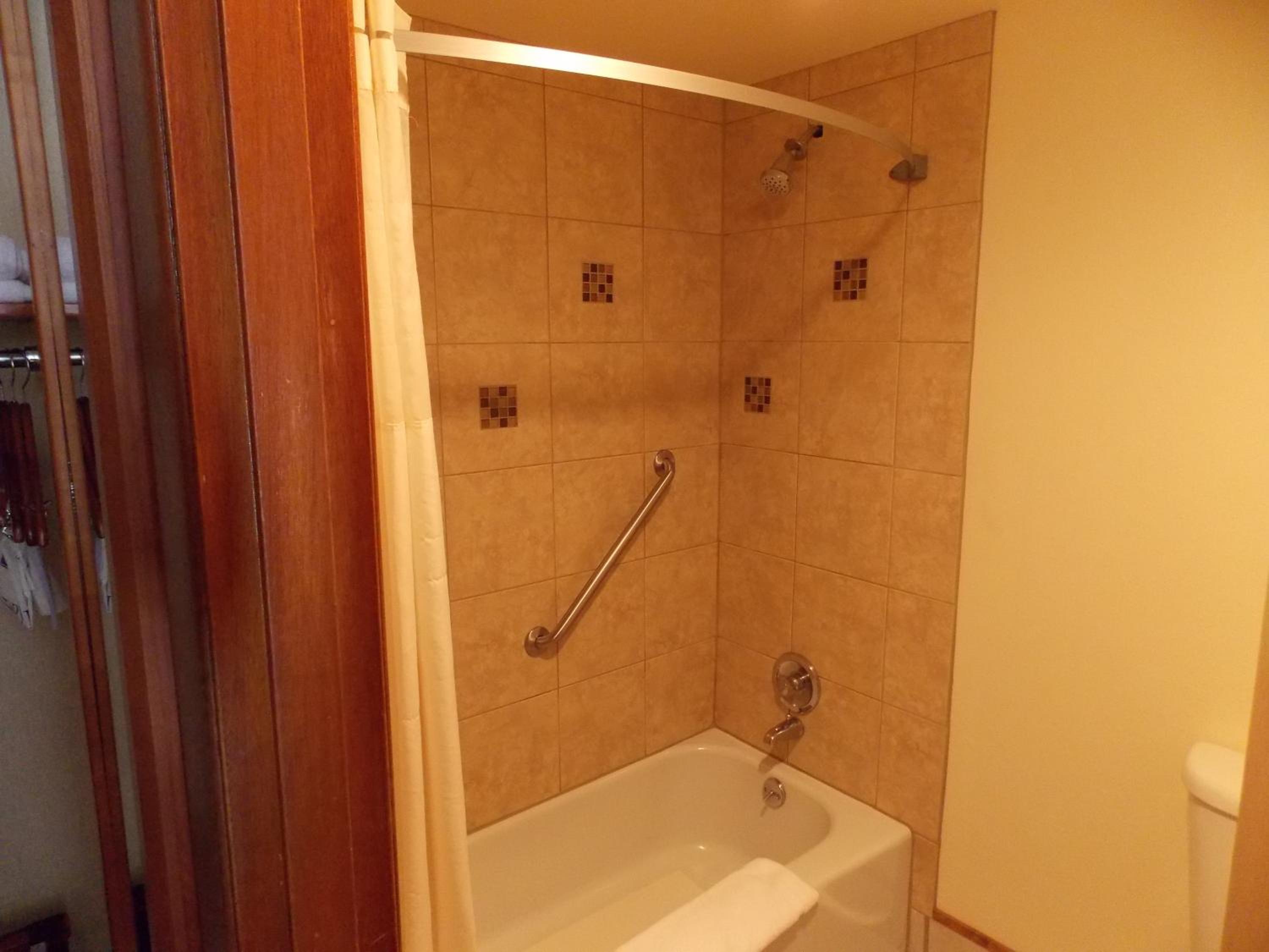 King Room - Communication Assistance/Non-Smoking - Photo 4