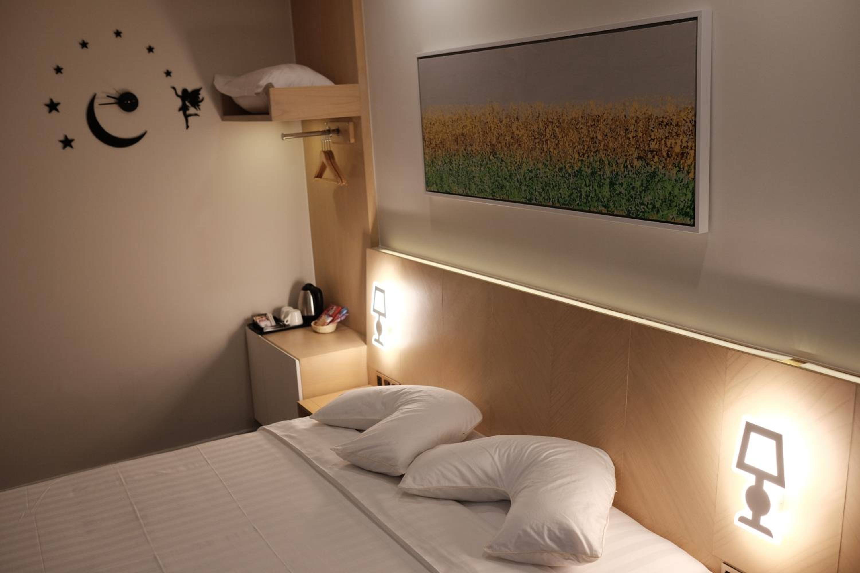 Superior Room King Bed