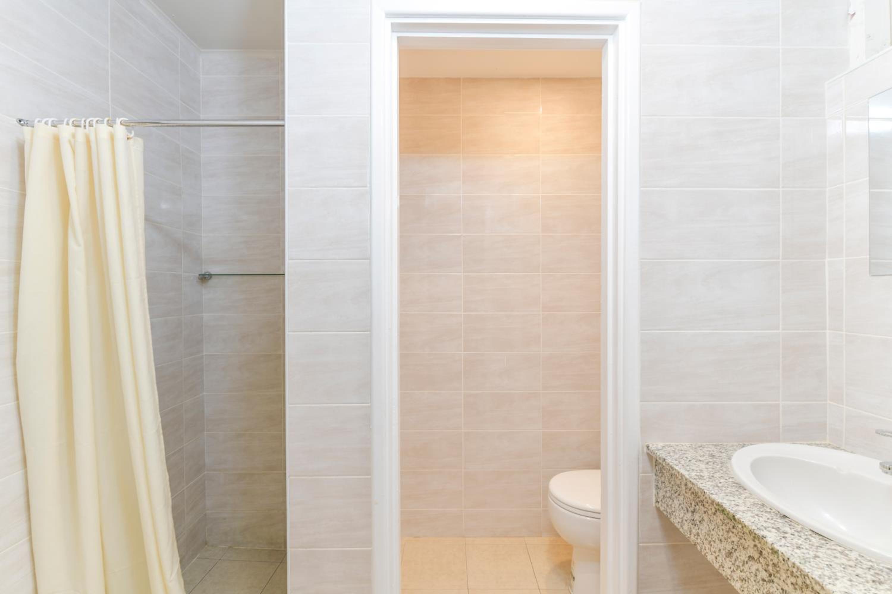 Comfort Triple Room with Shower - Photo 2