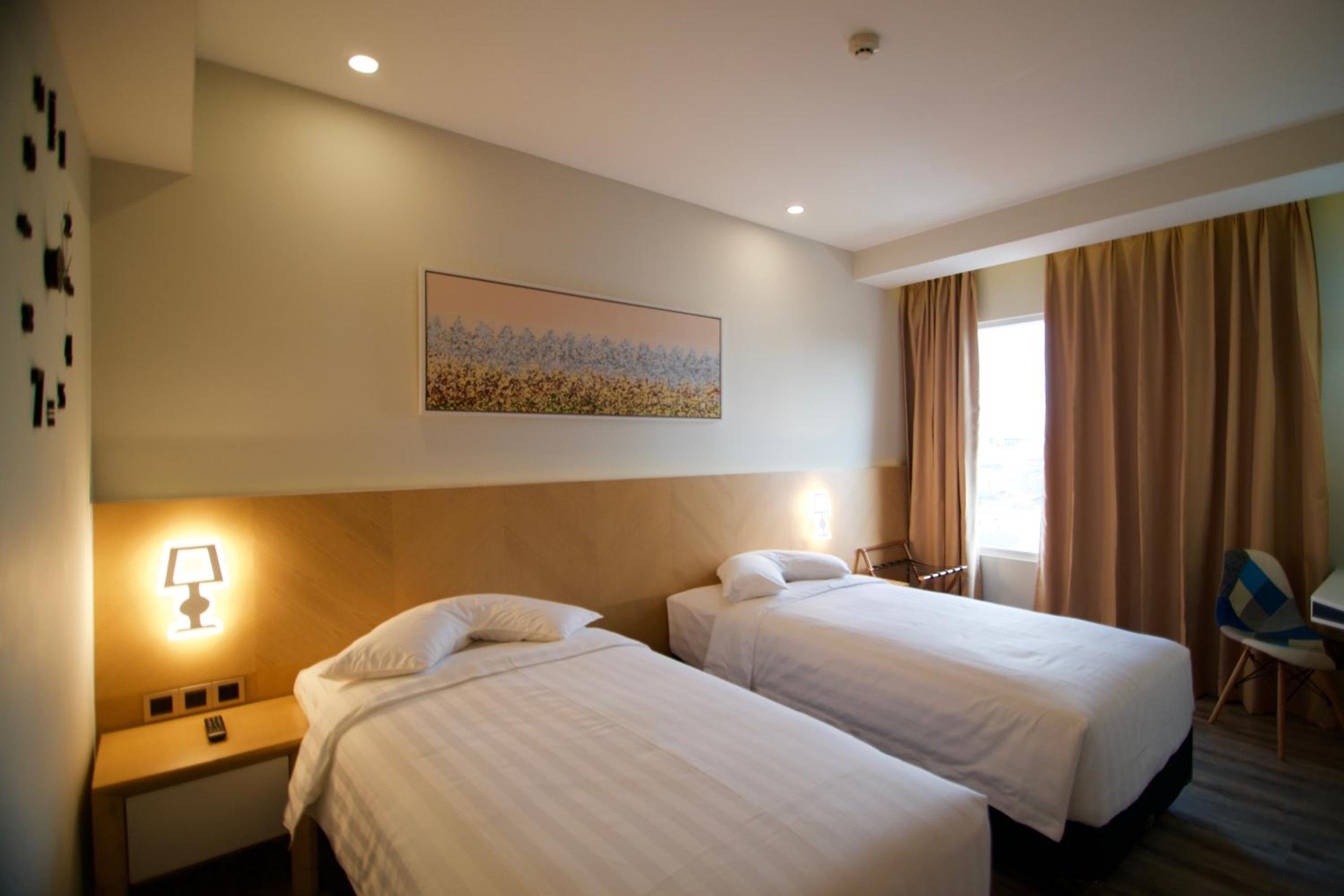 Superior Room Twin Bed