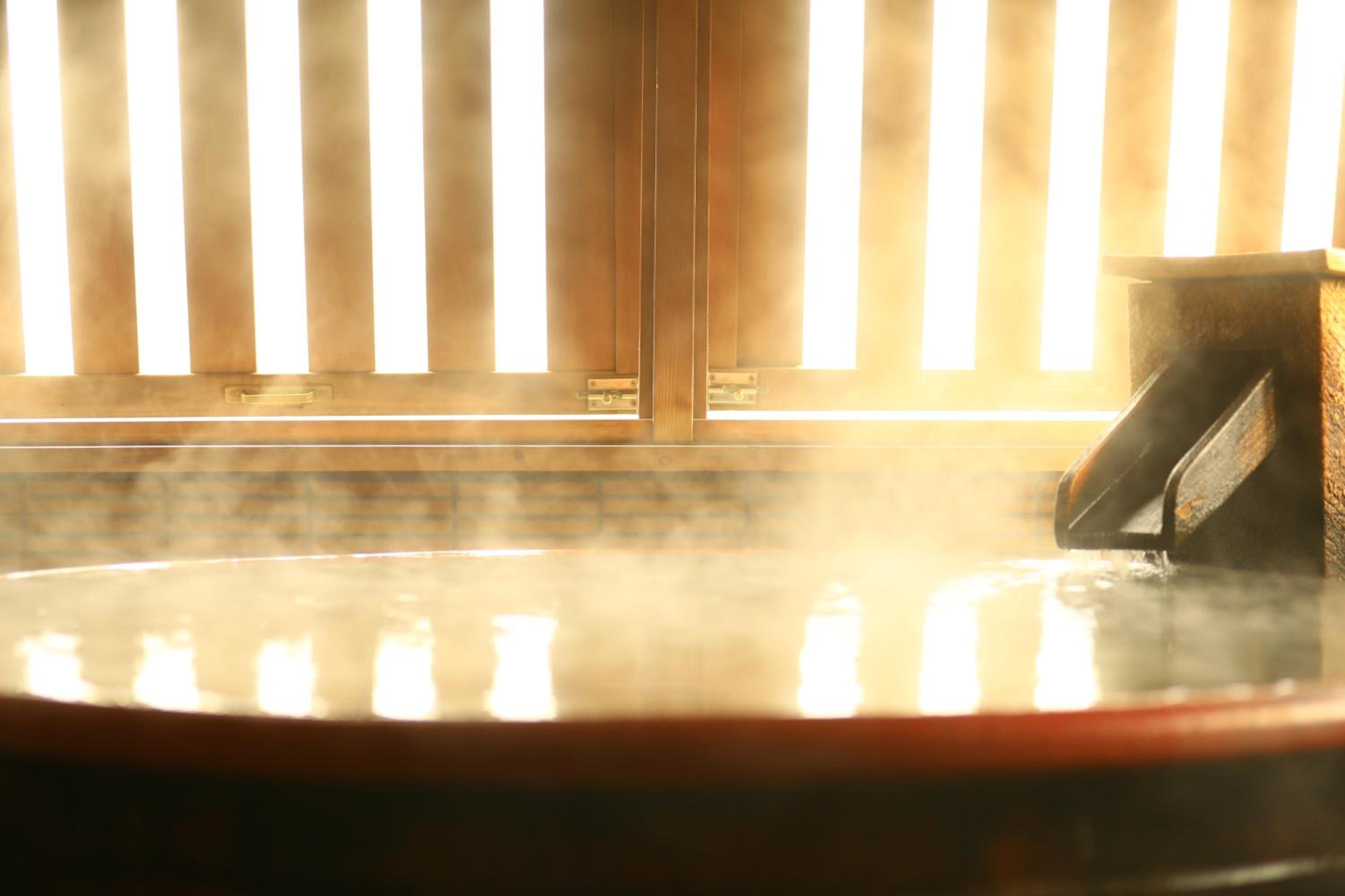 Japanese-Style Room with Open-Air Bath and Sea View photo 2
