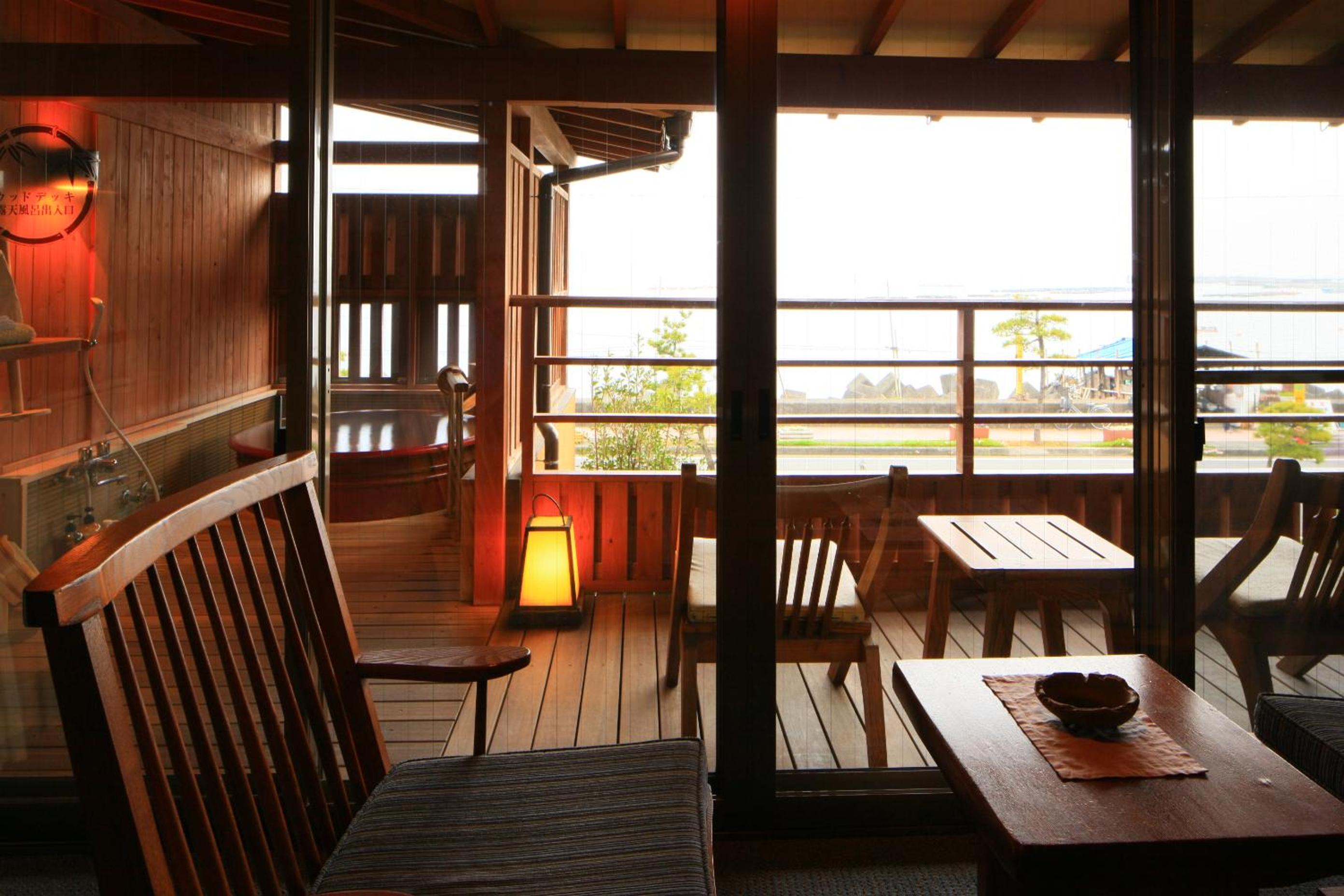 Japanese-Style Room with Open-Air Bath and Sea View photo 3