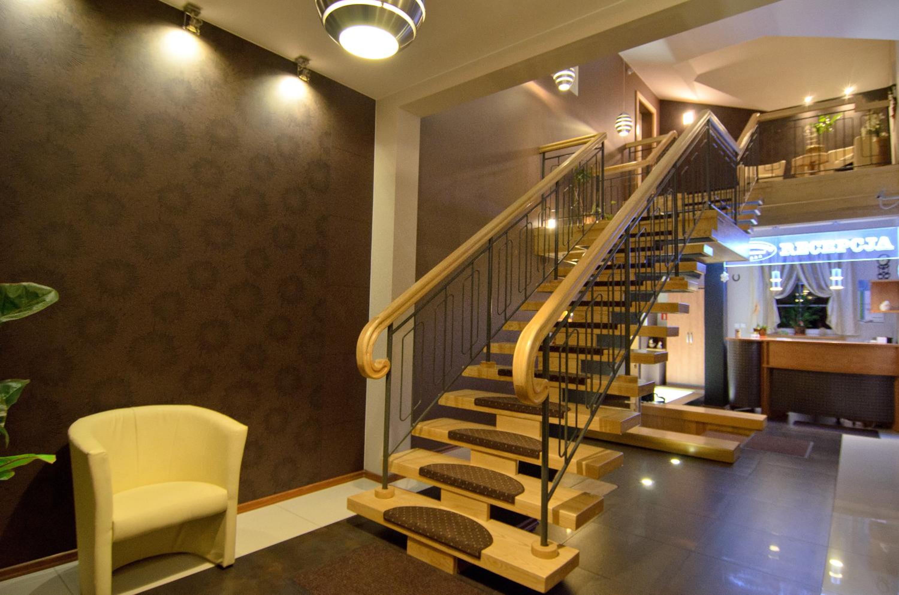 Double or Twin Room - Photo 15
