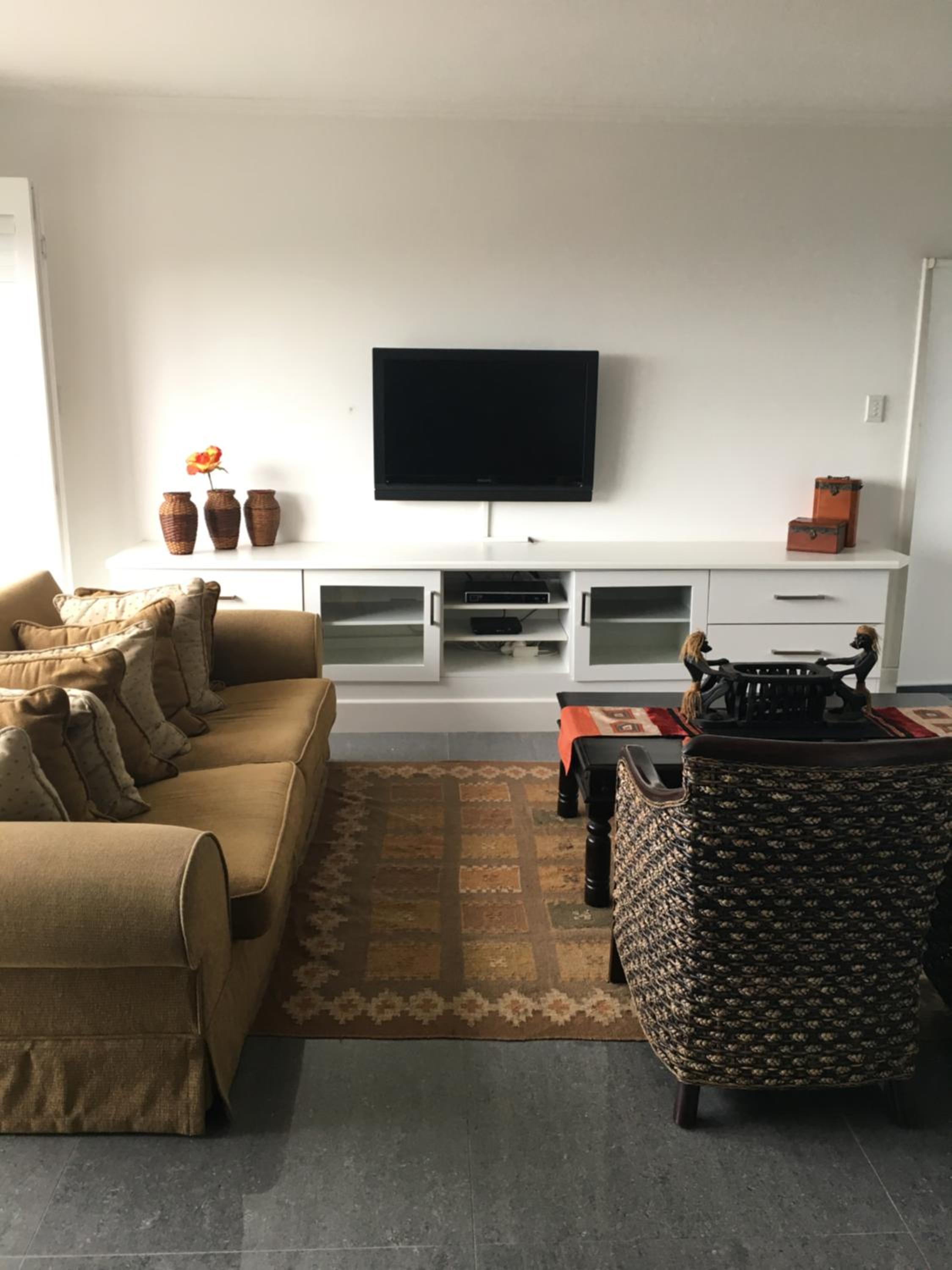 Two-Bedroom Apartment - Photo 1