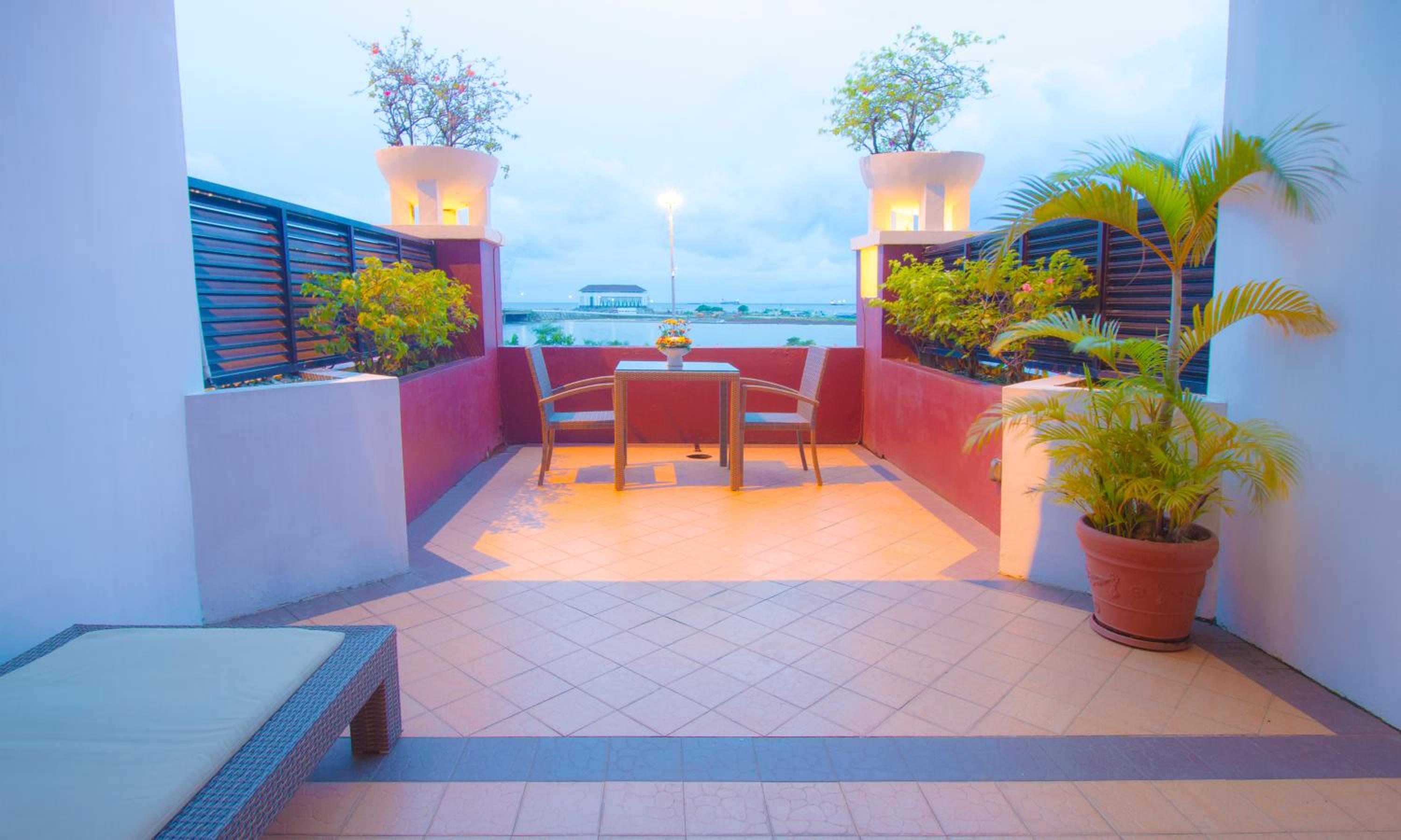 Terrace Room - Photo 4