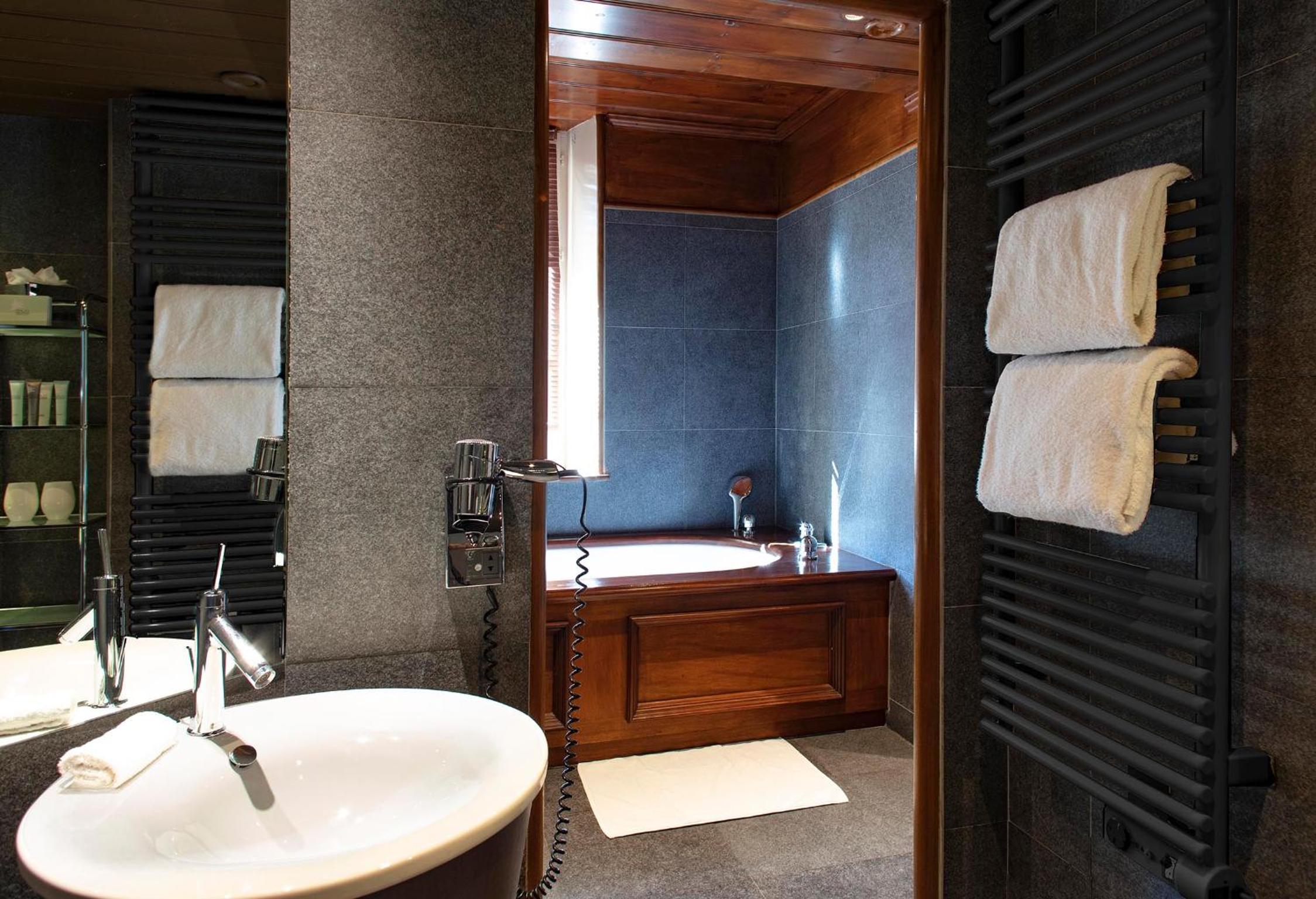 Suite Master Suite Master