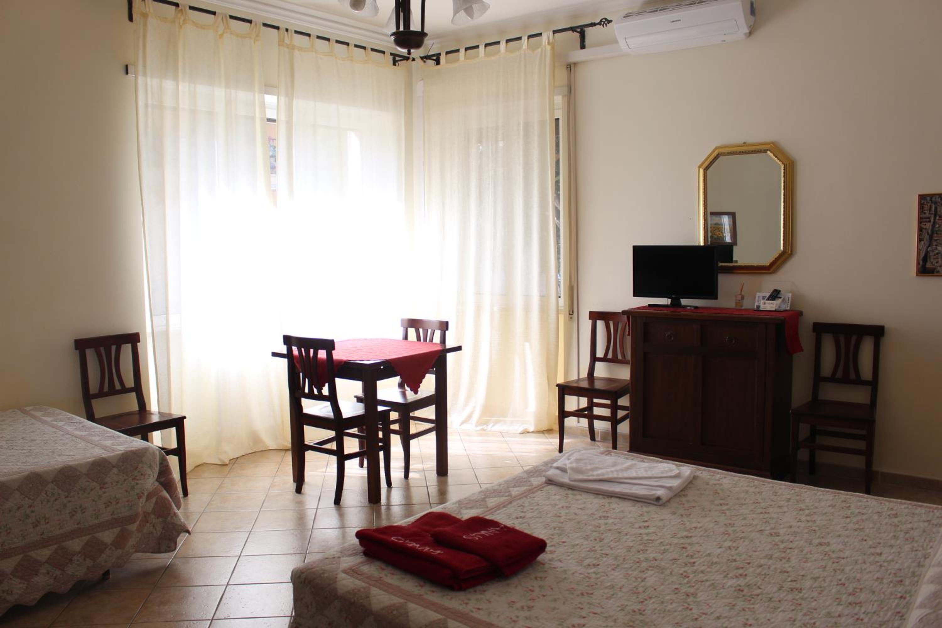 Superior Triple Room photo 1