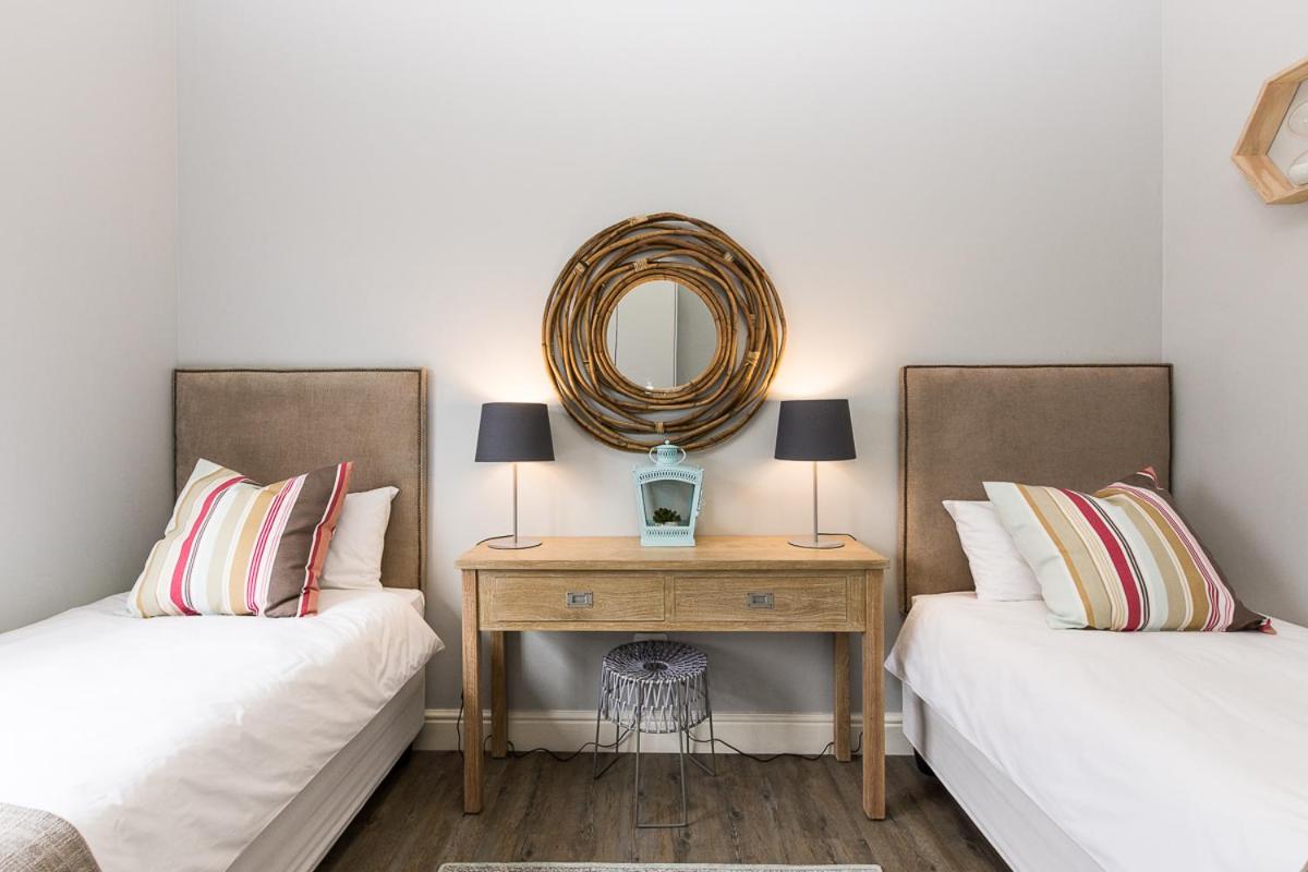 Apartment photo 3