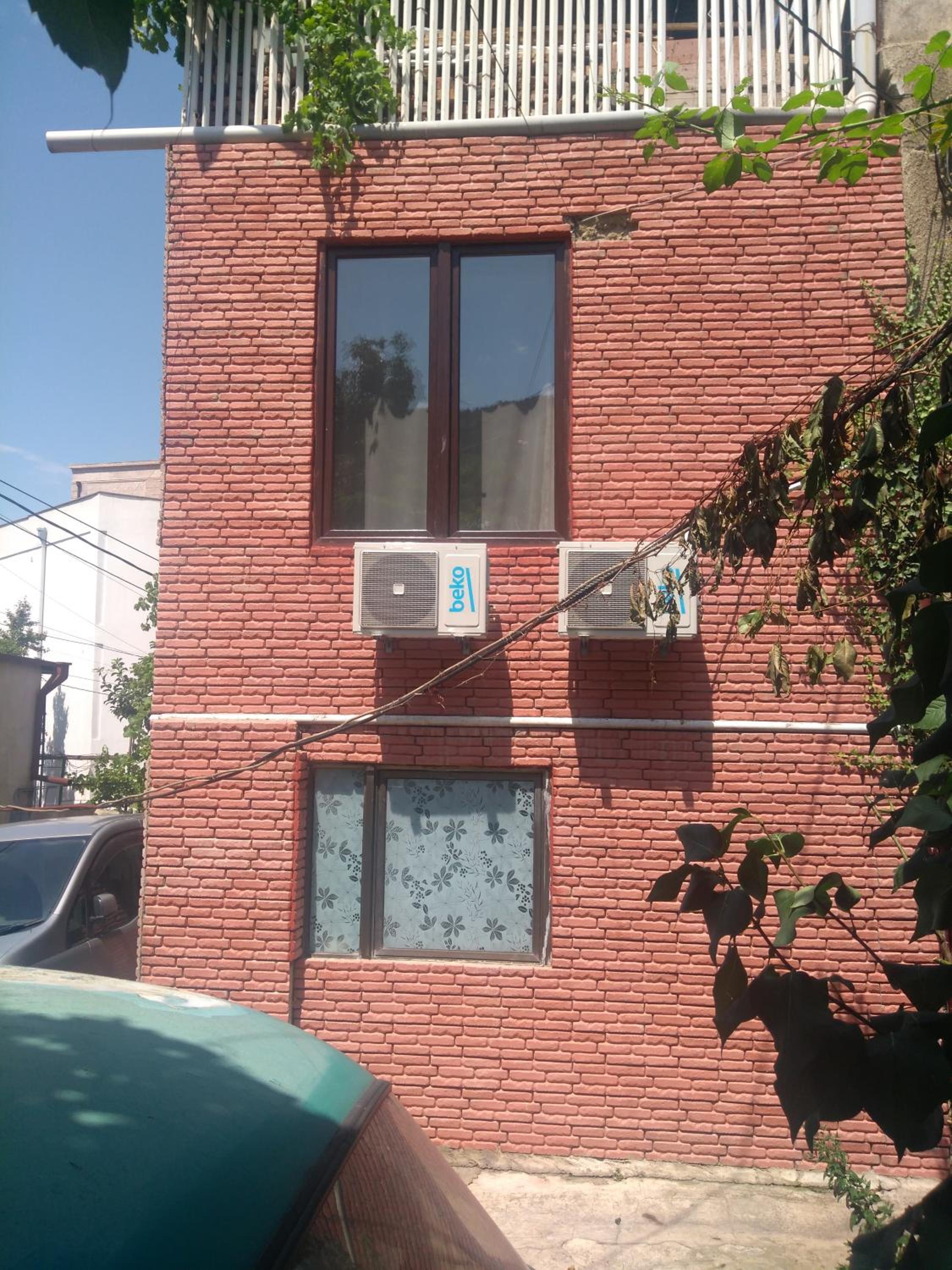 Family Suite with Balcony - Photo 5