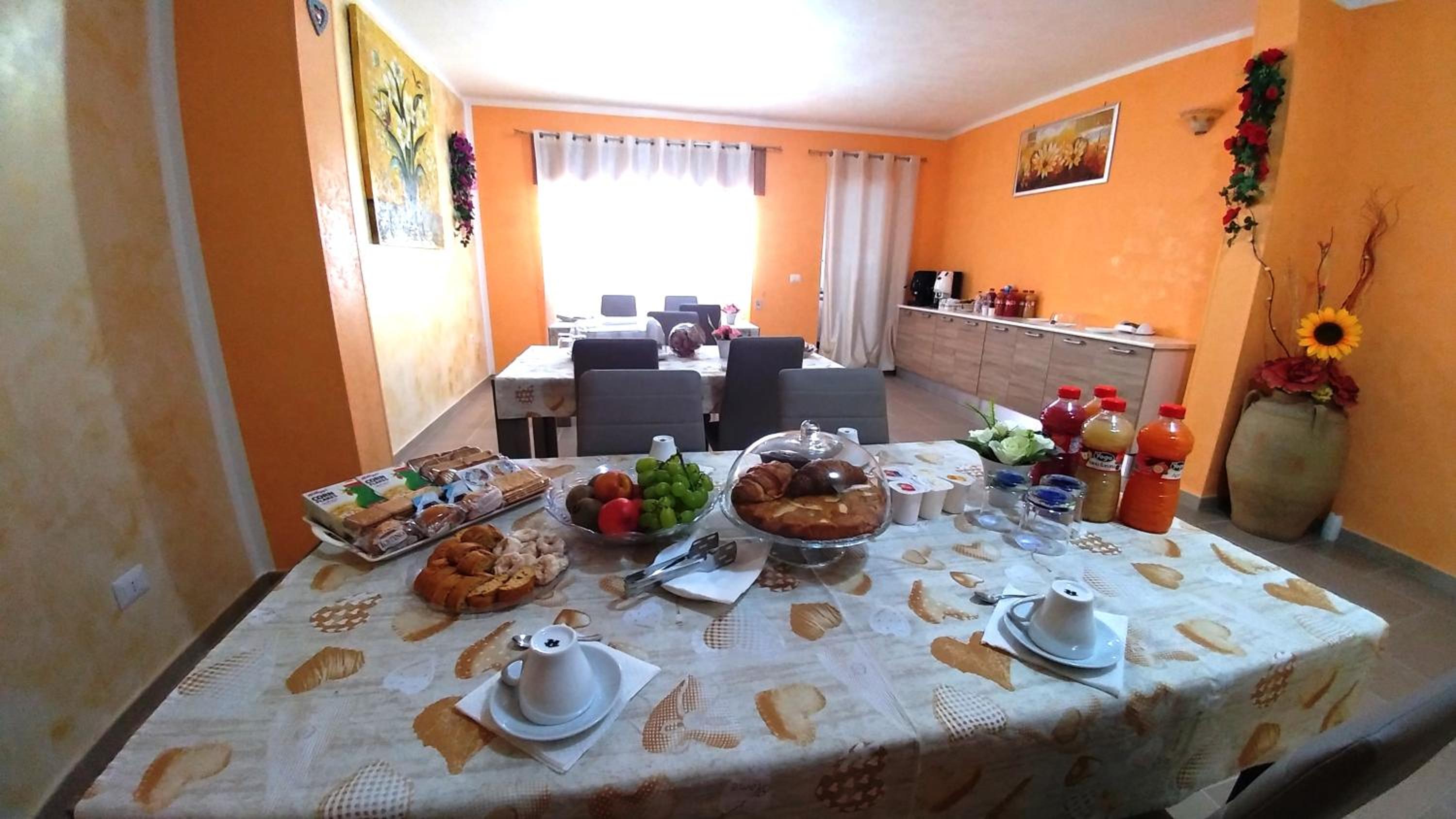 Double Room with Private Bathroom photo 1