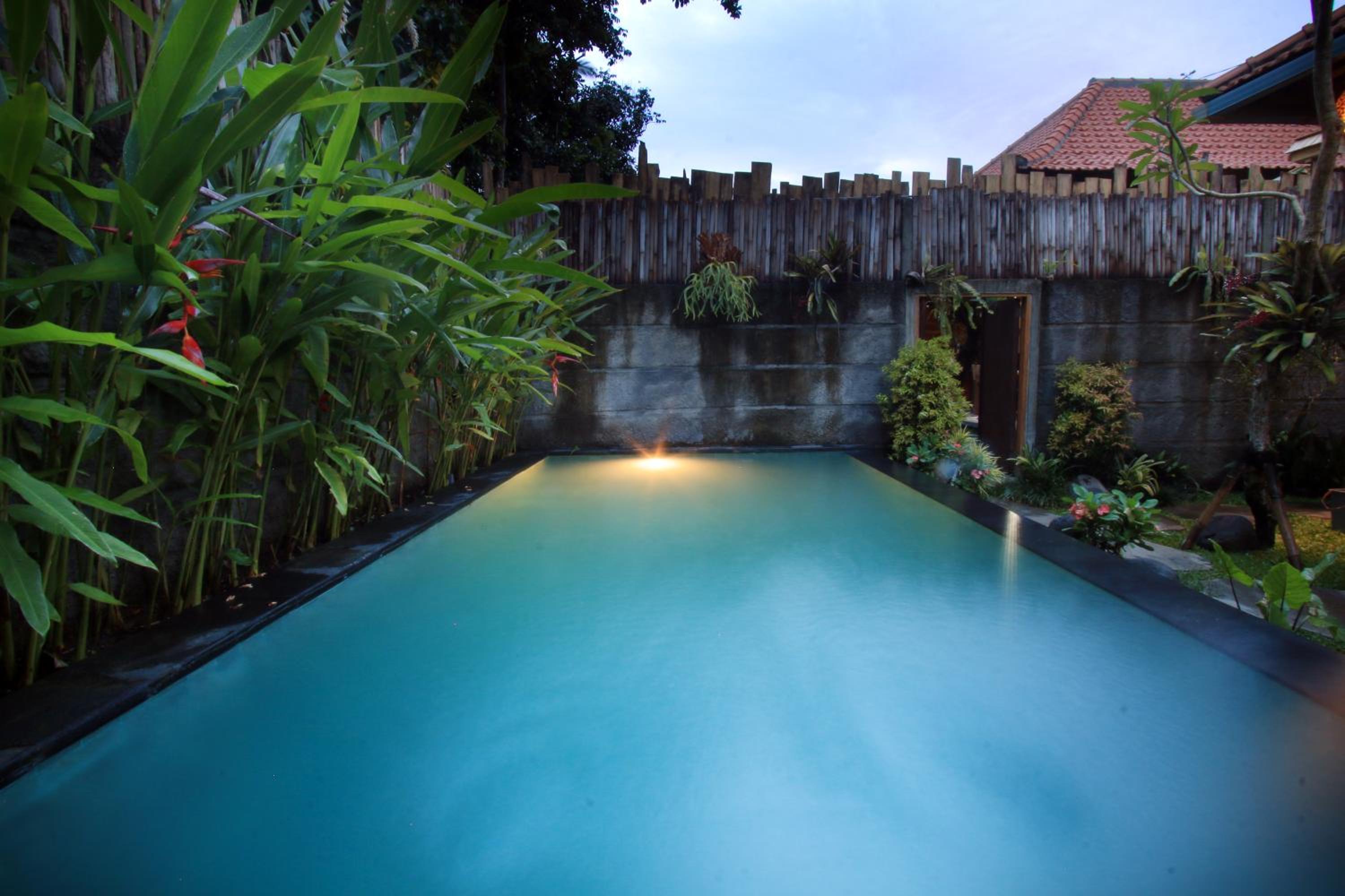Villa with Private Pool - Photo 28