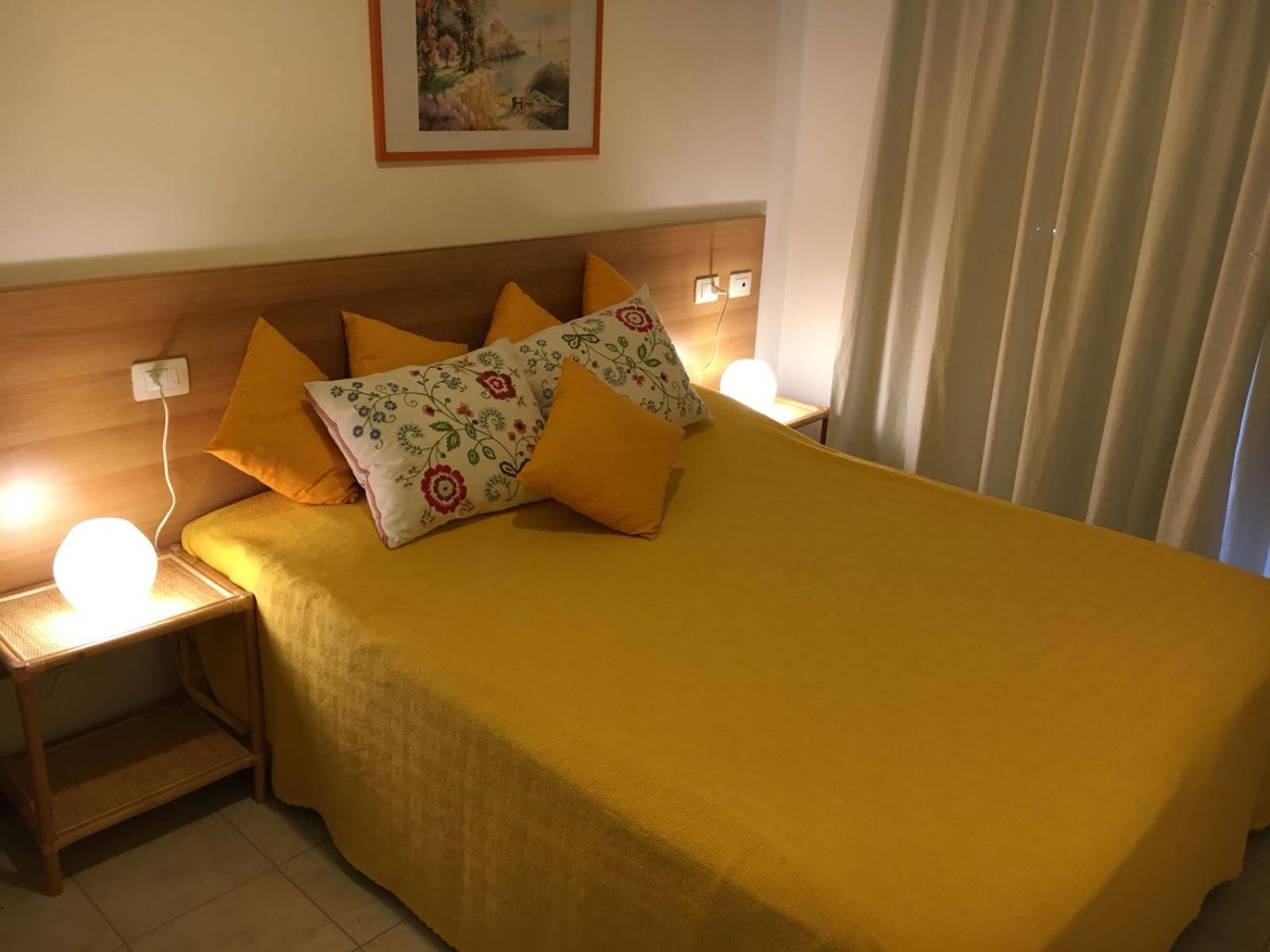 Double Room with Private Bathroom - Photo 1