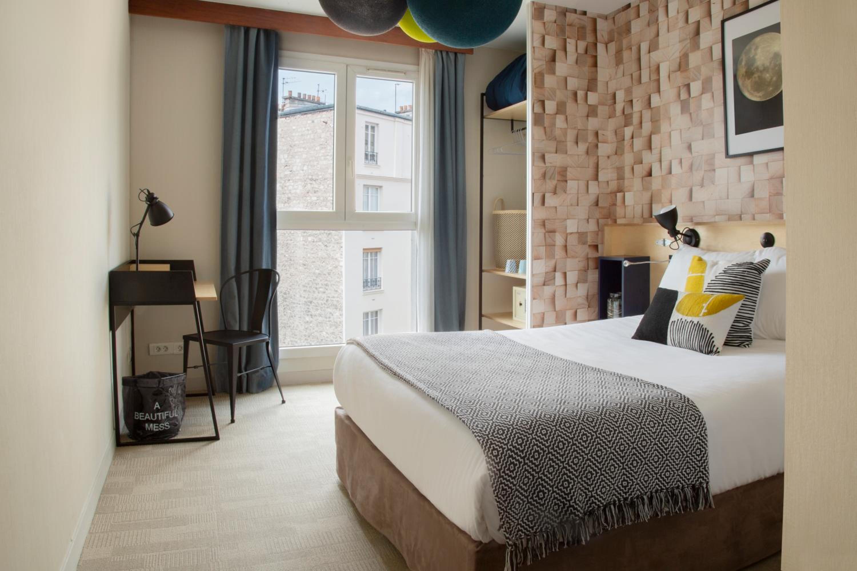 Comfort Room - Photo 1
