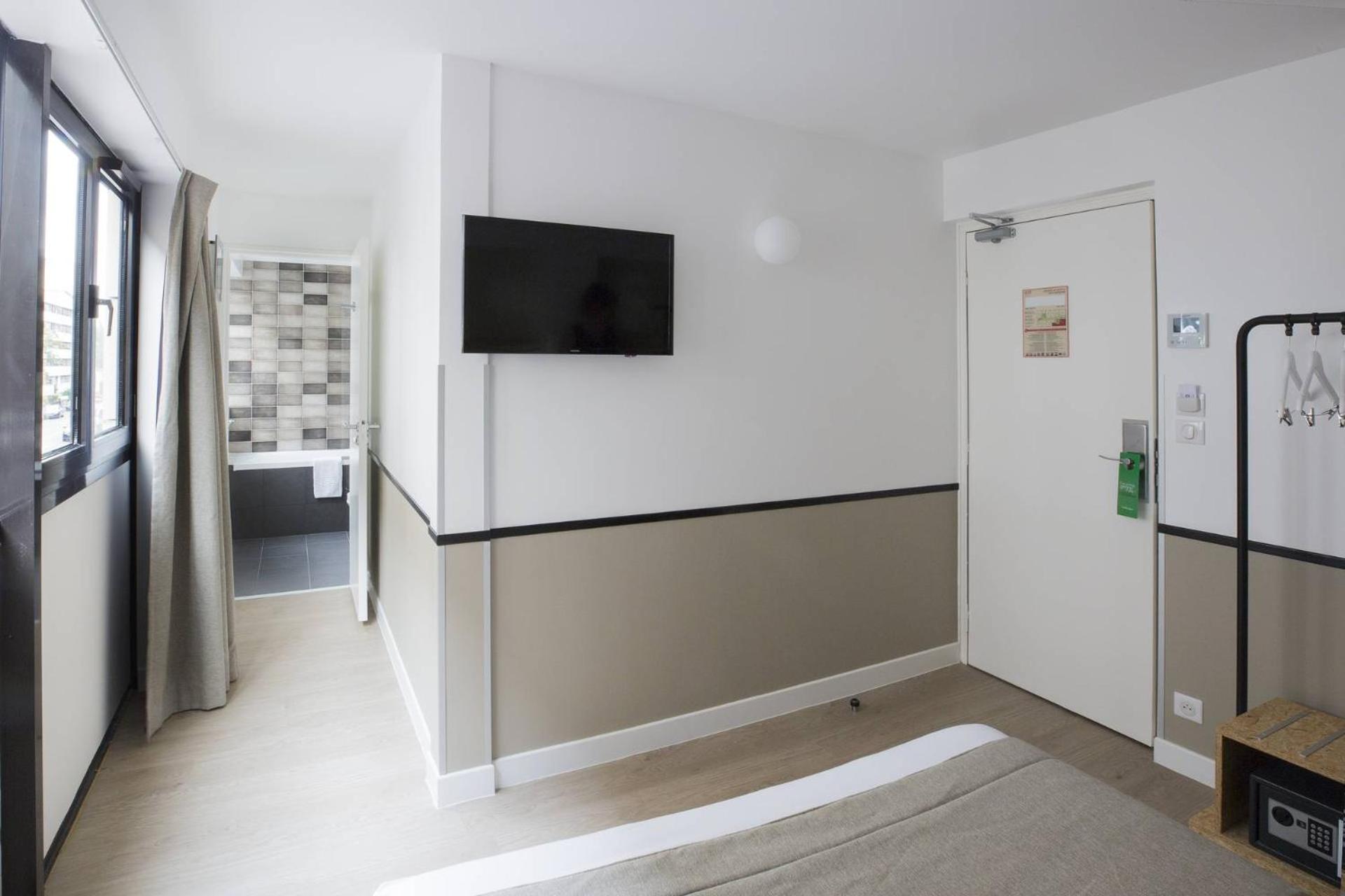 Double Room - Photo 4