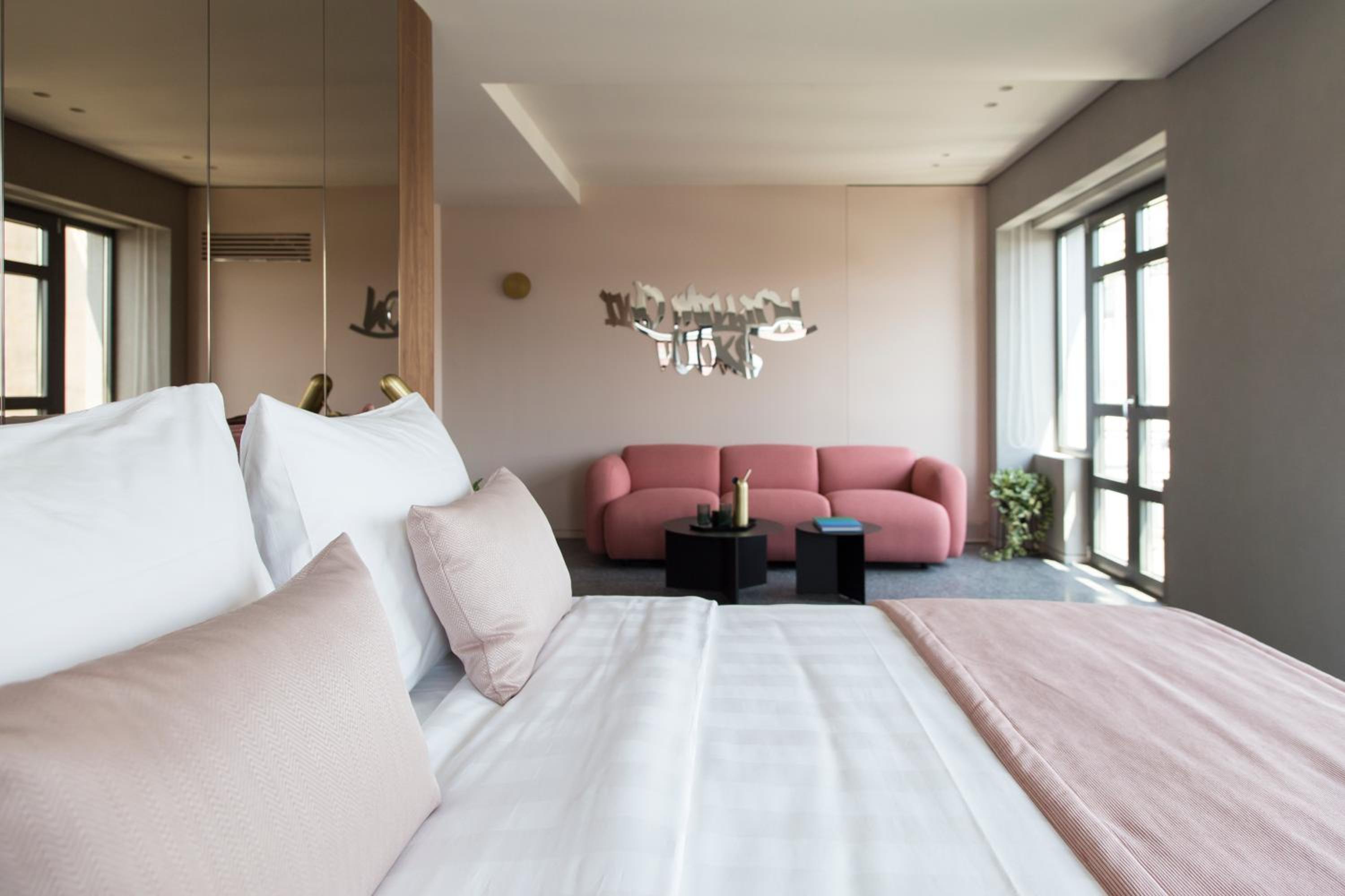 Perianth Suite Acropolis View