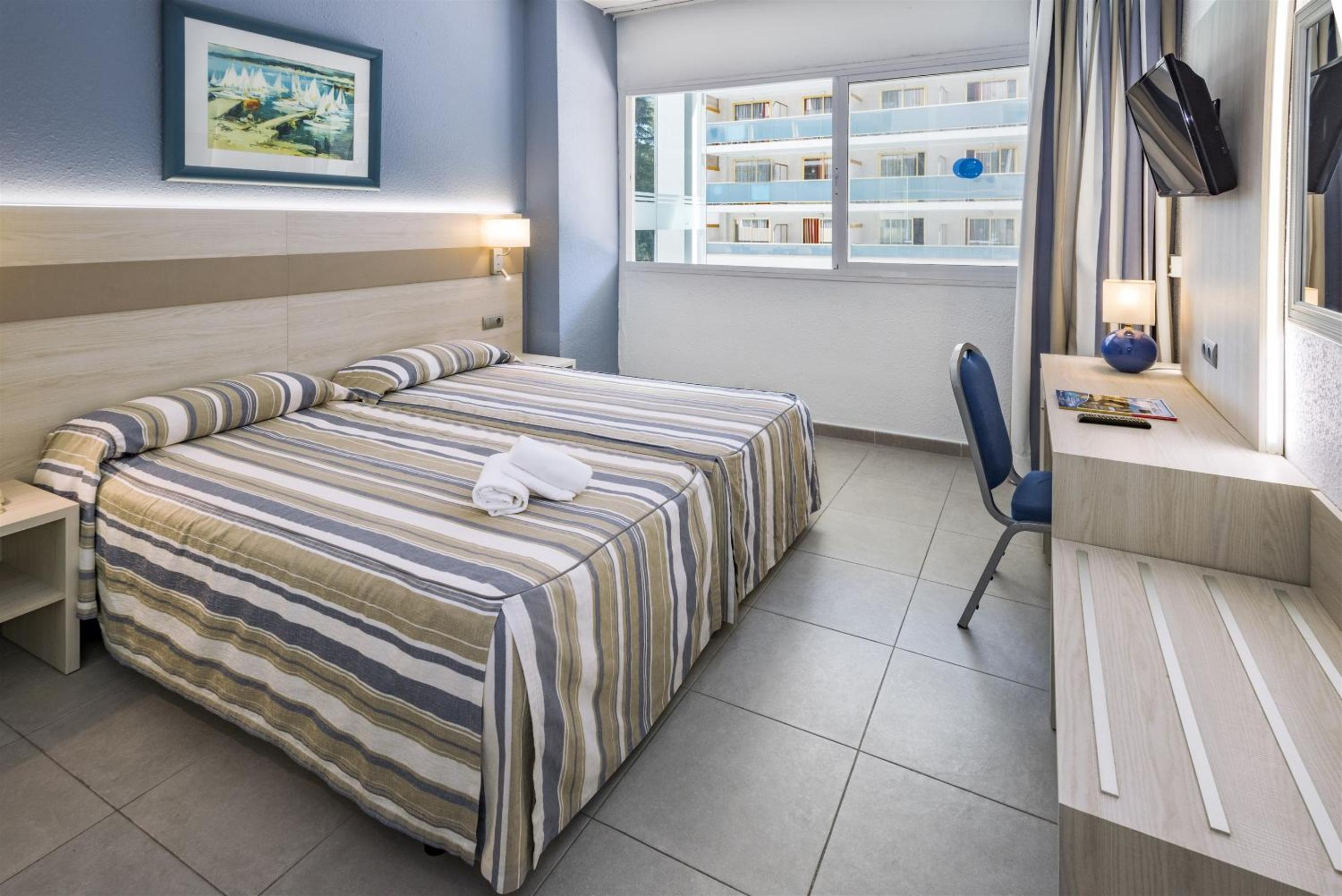 Habitación Doble Estándar sin Balcón (2 Adultos)
