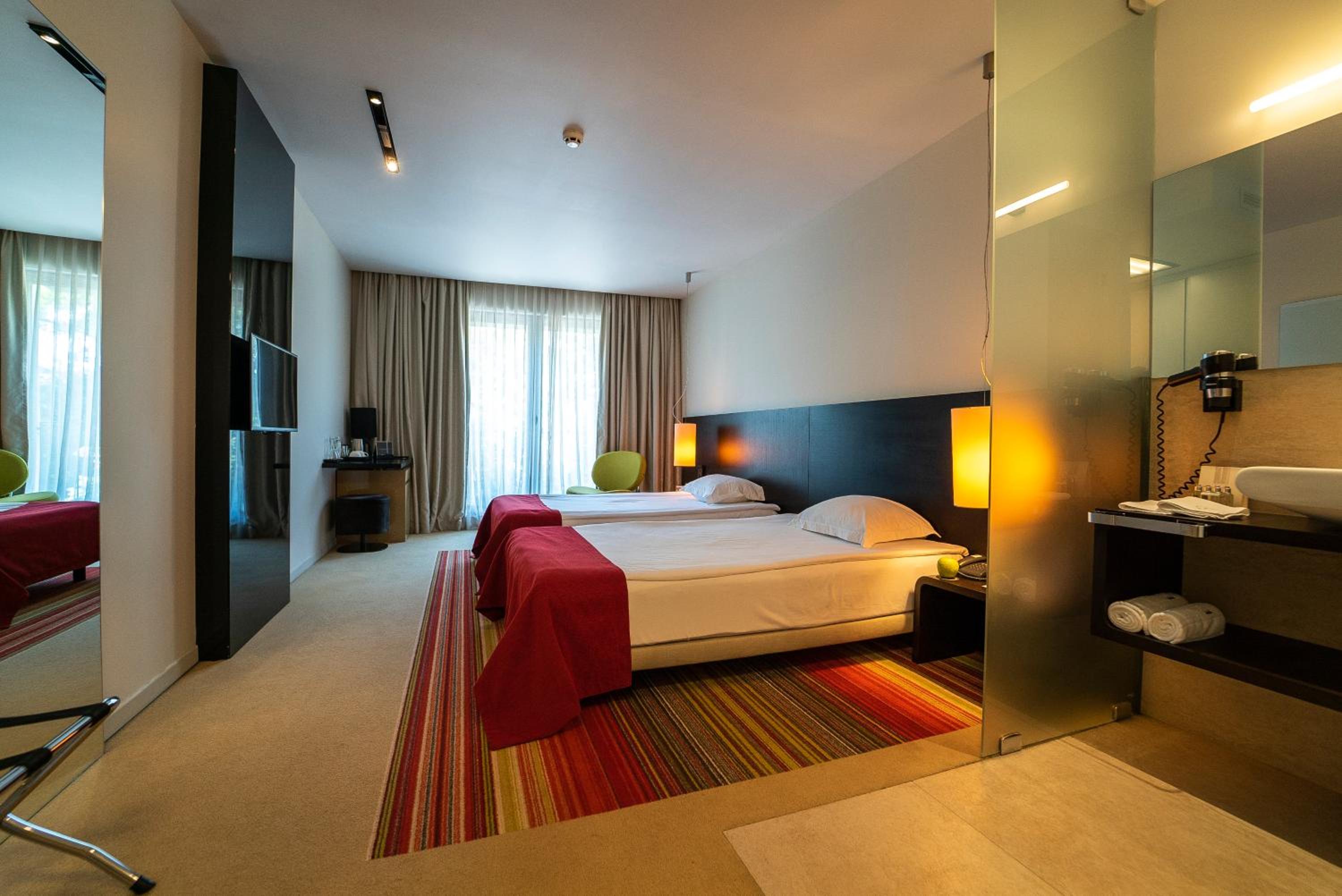 Standard Double Room - Photo 1