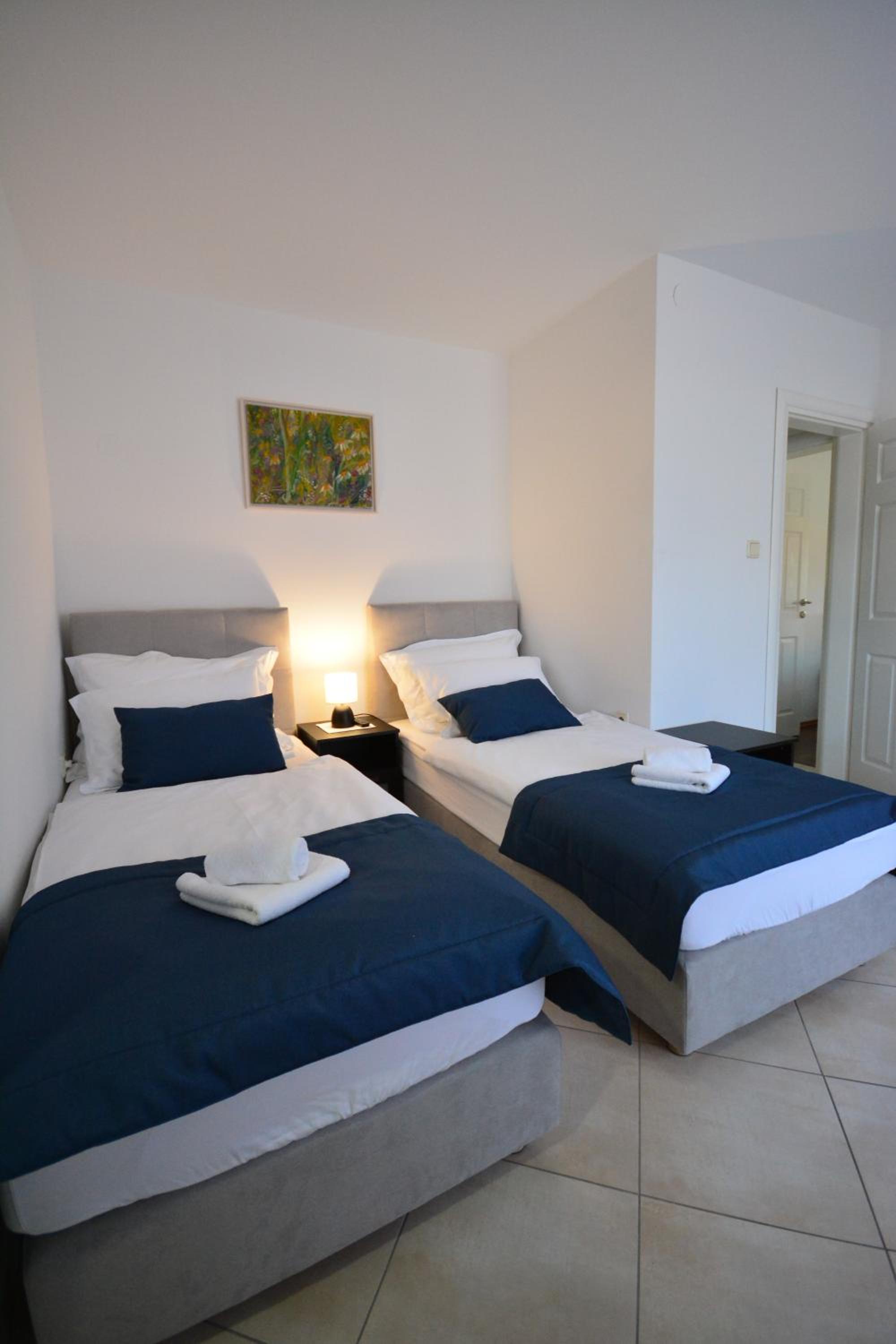 Superior Apartment - Photo 11