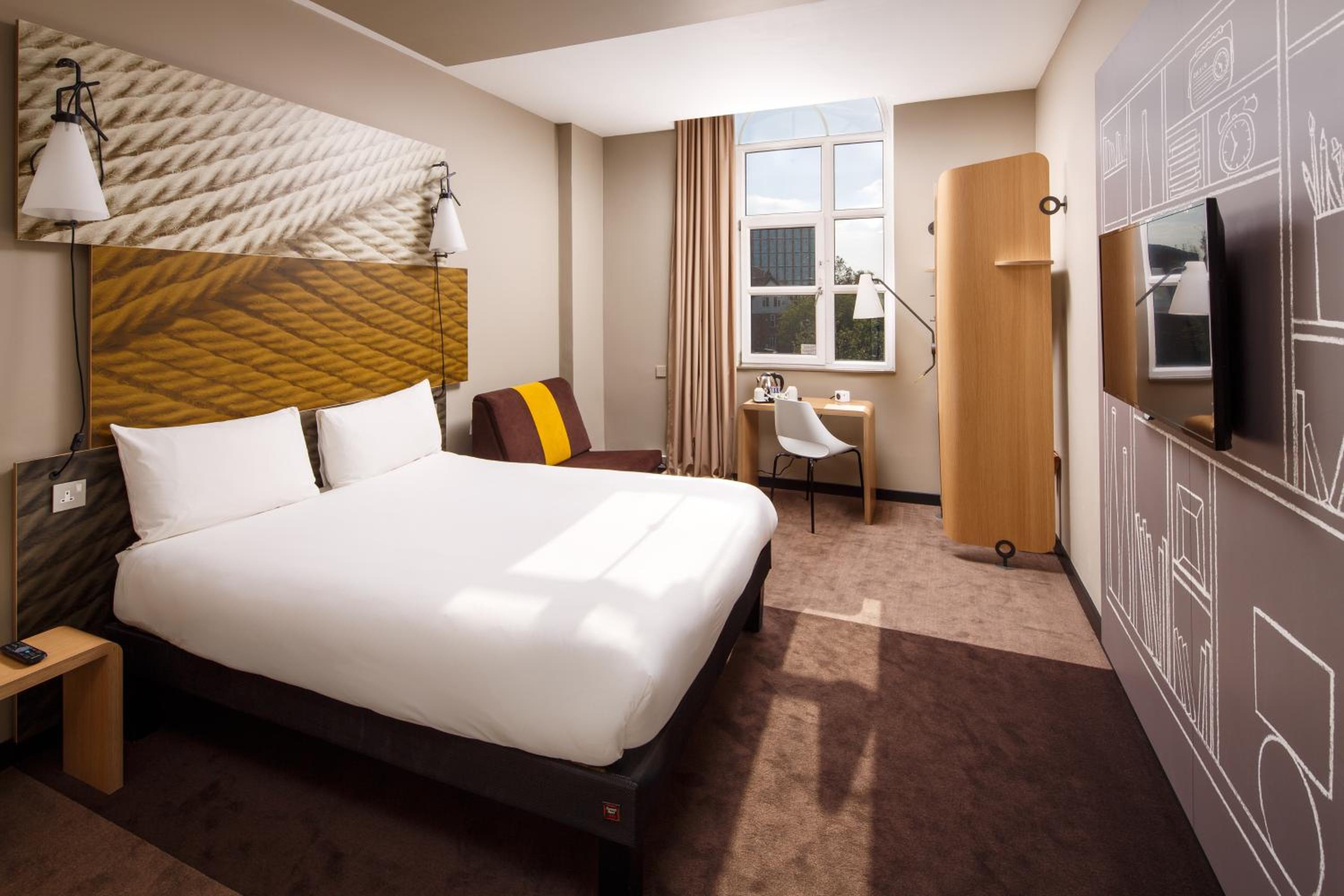 Double Room - Photo 5