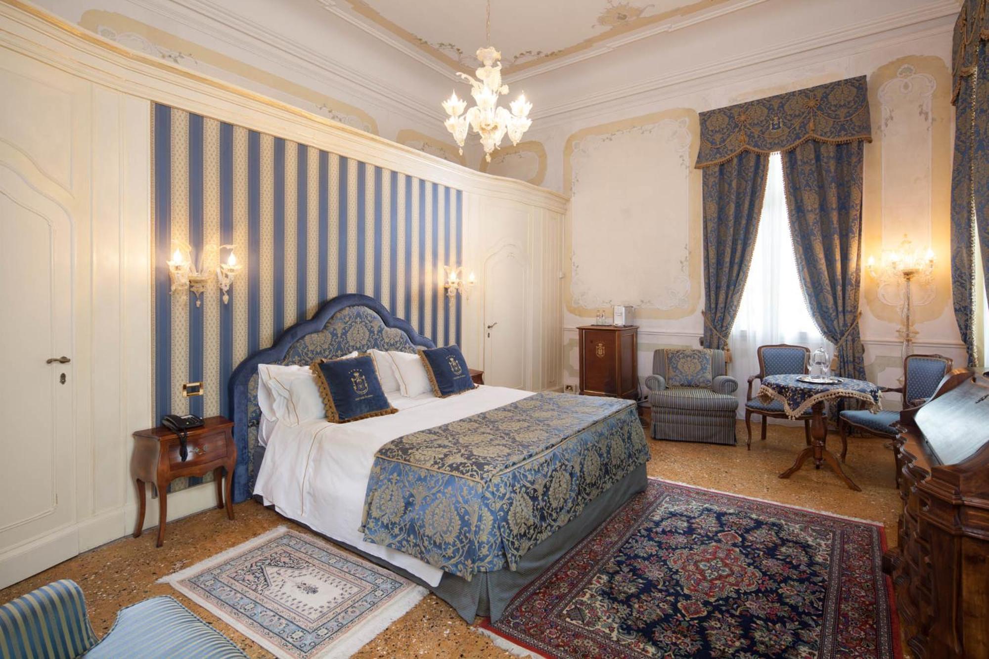 Suite  Giuseppe Verdi with Park View - Photo 1